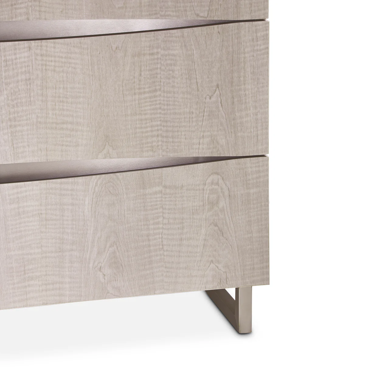 Michael Amini Marin 6-Drawer Chest - Image 8