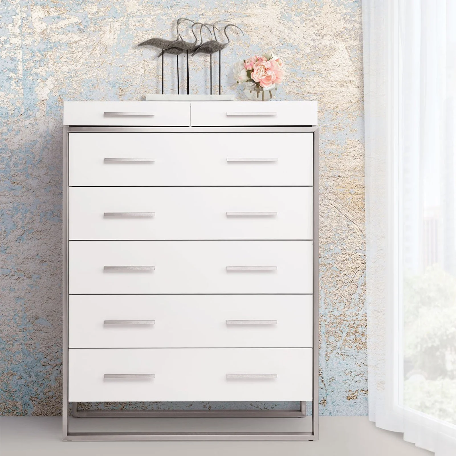 Michael Amini Marquee 7 Drawer Chest - Image 23