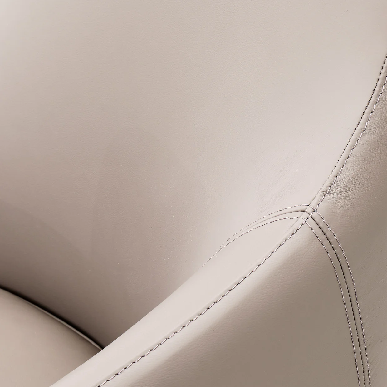 Michael Amini Mia Bella Bergamo Accent Chair St. Steel - Image 10