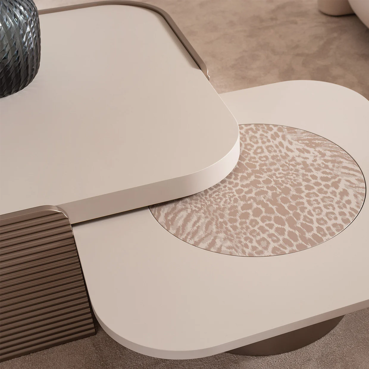 Michael Amini Mod Dream Cocktail Table - Image 13