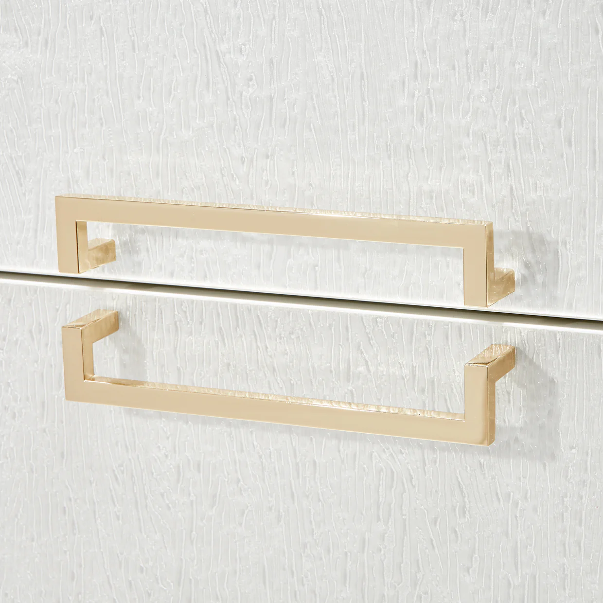 Michael Amini Palm Gate Dresser Cloud White - Image 8