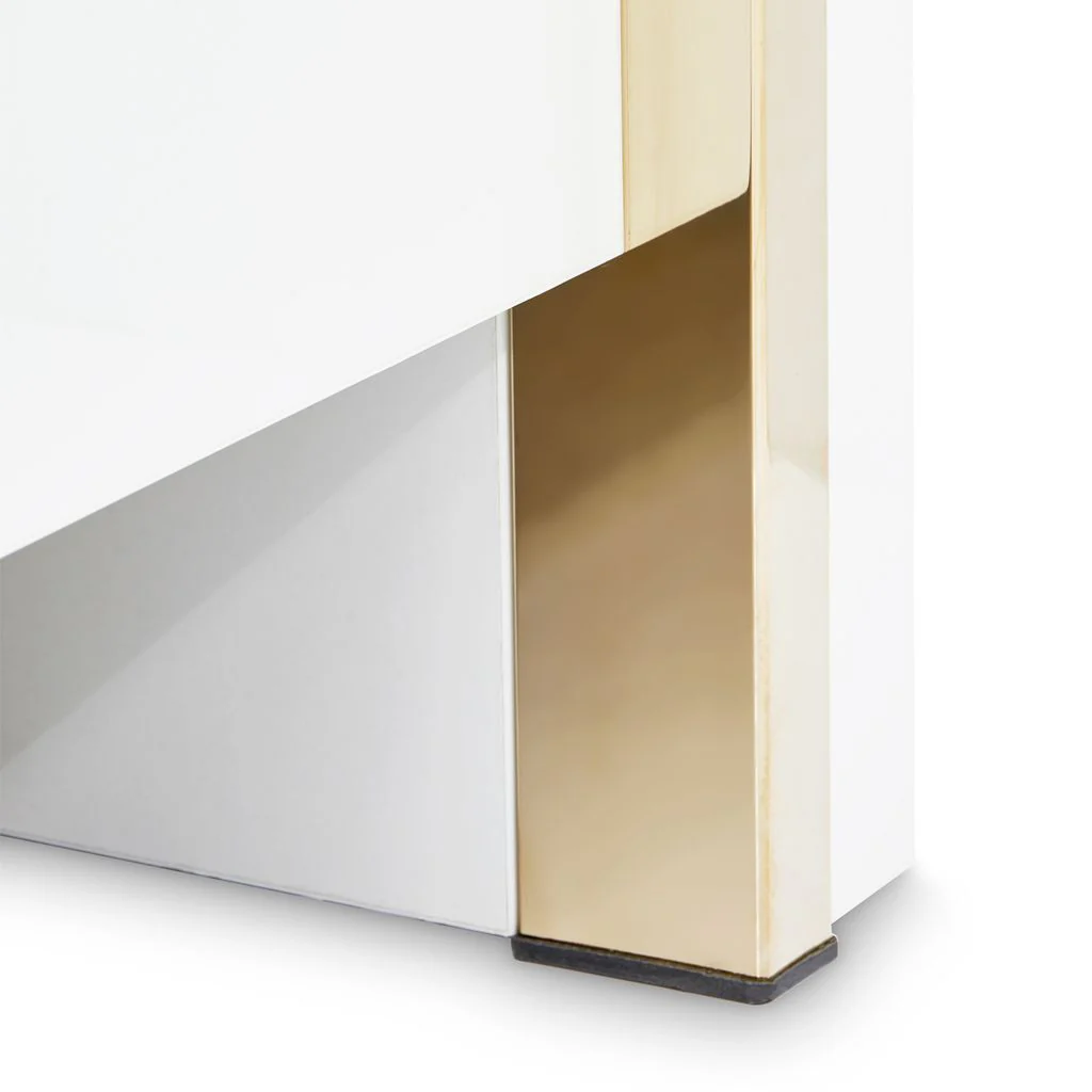 Michael Amini Palm Gate Upholstered Bed - Cloud White - Image 10