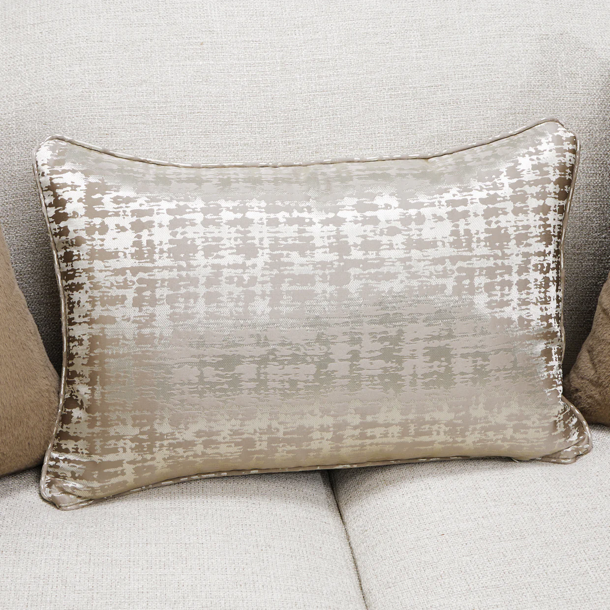 Michael Amini Paris Chic Sofa Cremini Espresso - Image 14
