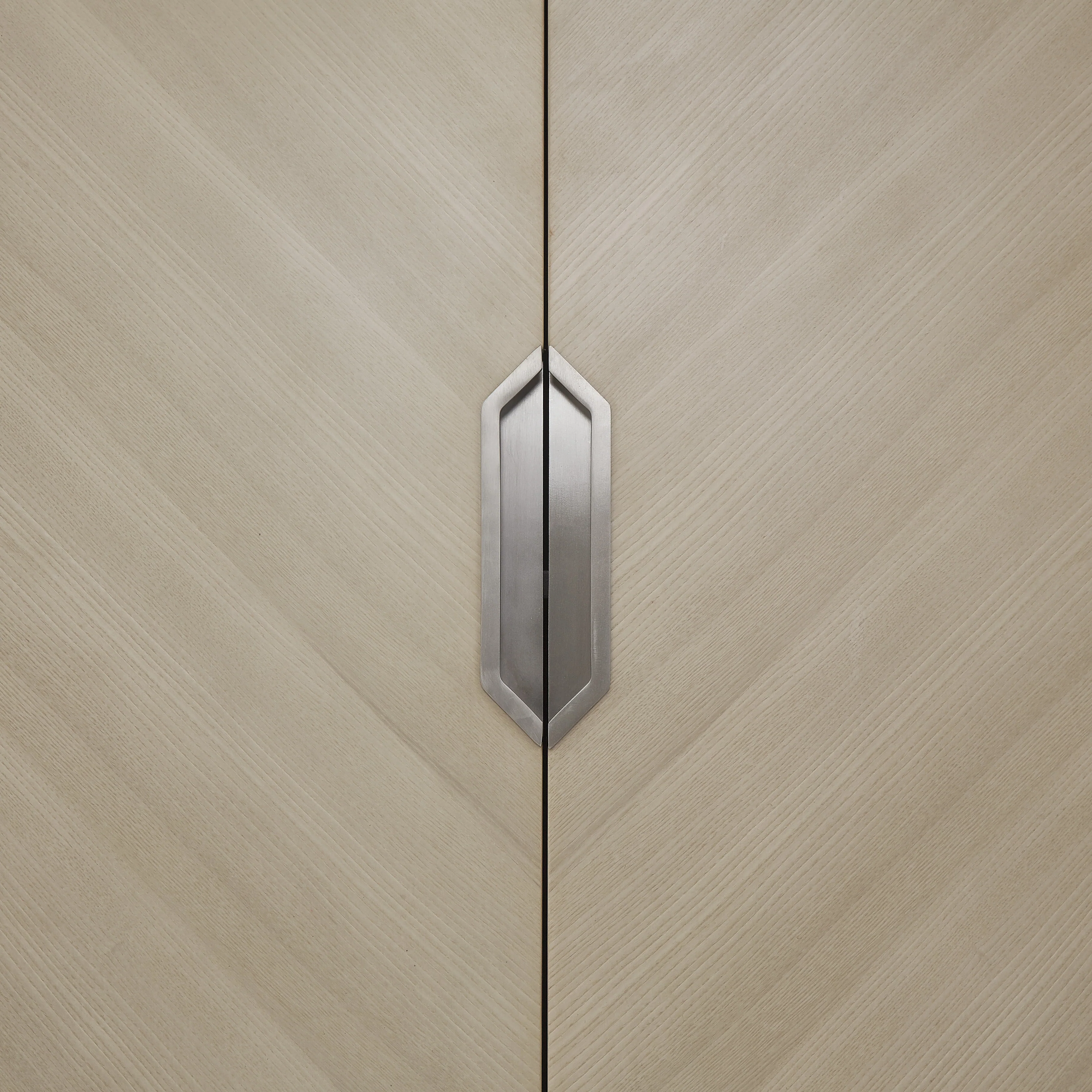 Michael Amini Penthouse Sideboard - Image 10