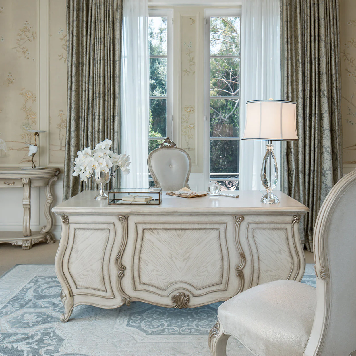 Michael Amini Platine De Royale Champagne Desk - Image 2