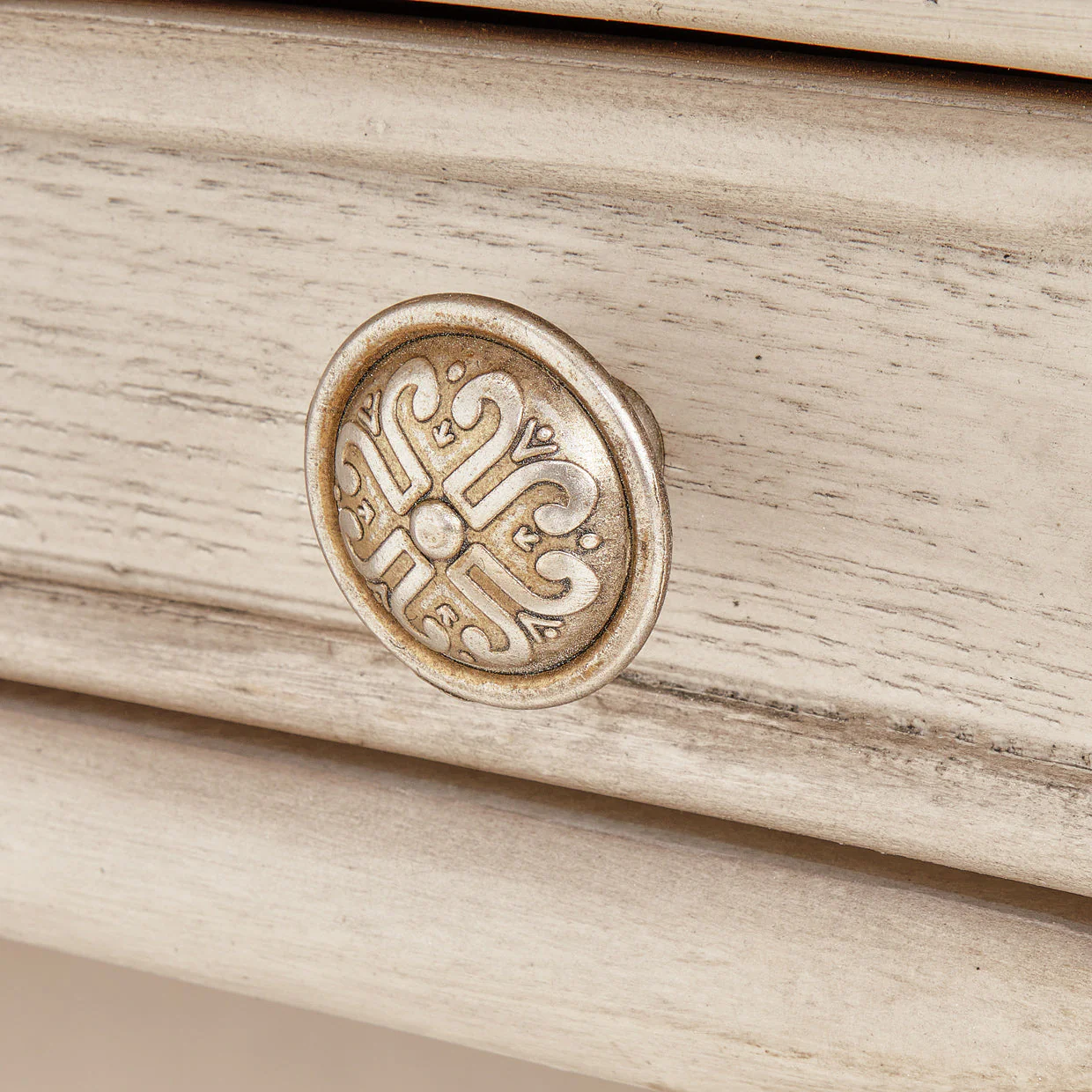 Michael Amini Platine De Royale Champagne Vanity/Desk - Image 14
