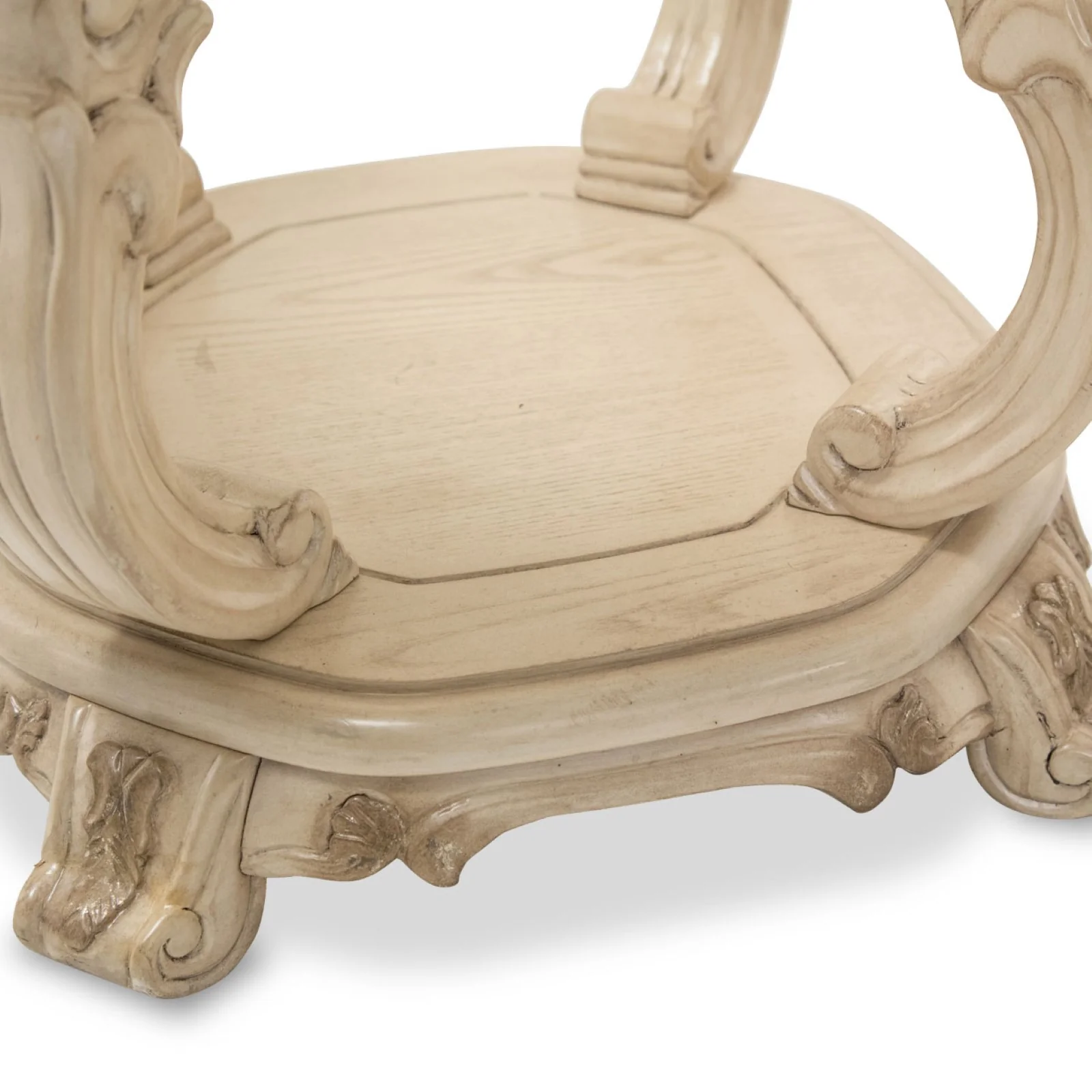 Michael Amini Platine de Royale End Table - Champagne - Image 2