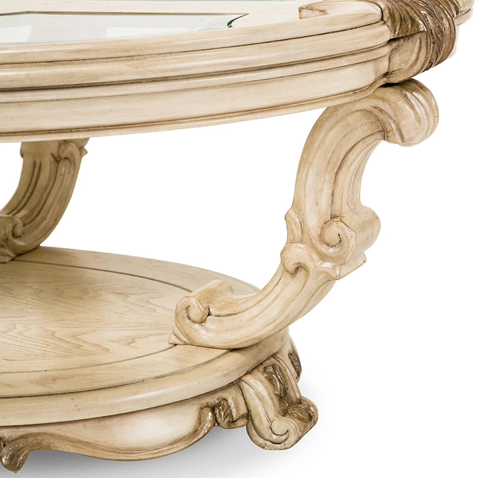 Michael Amini Platine de Royale Oval Cocktail Table - Champagne - Image 3