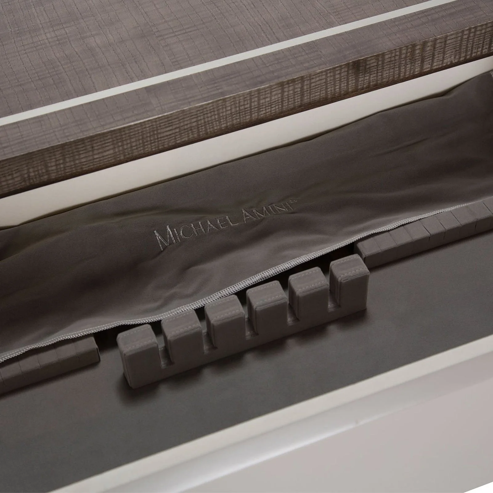 Michael Amini Roxbury Park Sideboard - Image 7