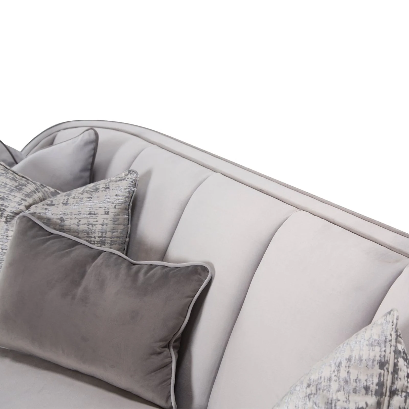 Michael Amini Roxbury Park Sofa - Image 7