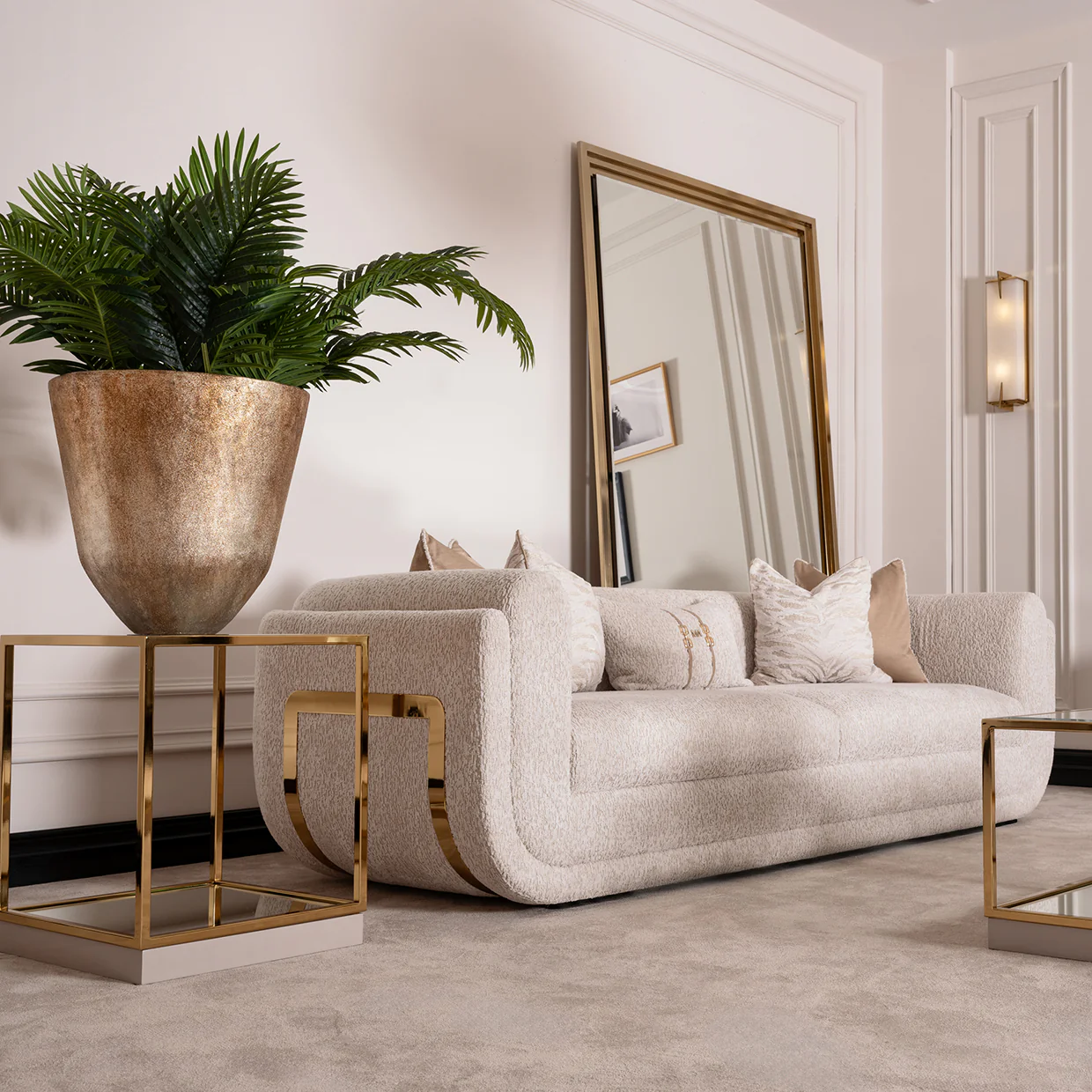 Michael Amini Savannah Breeze Sofa Cashmere - Image 13