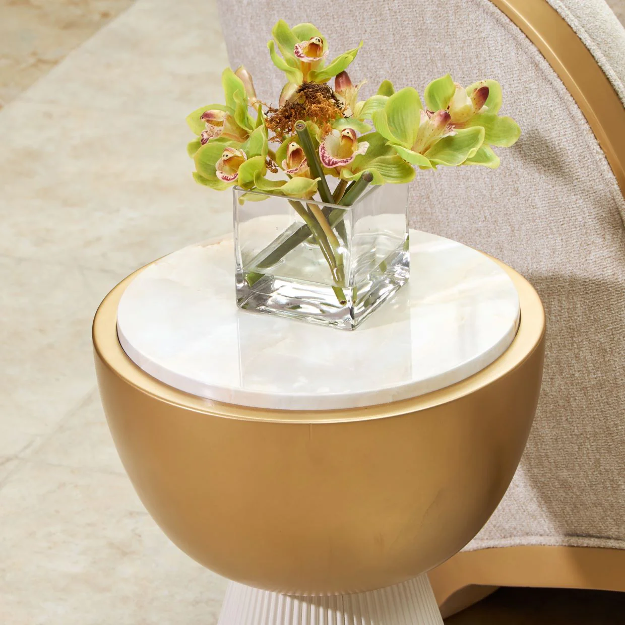 Michael Amini Scotts Square Chairside Table - Image 3