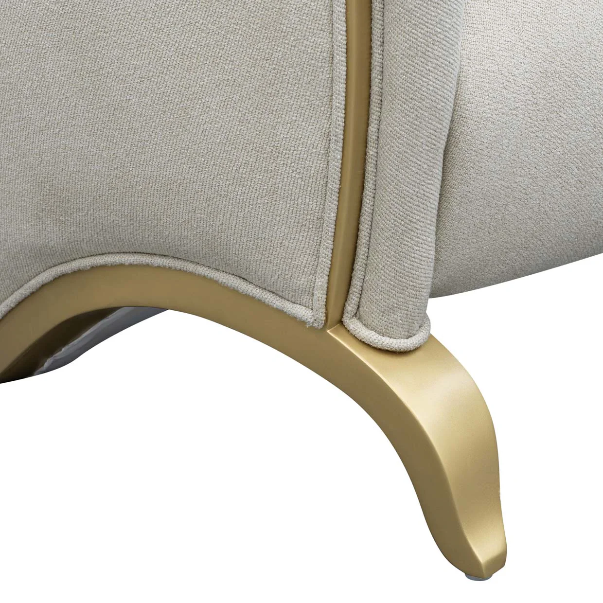 Michael Amini Scotts Square Sofa - Image 8