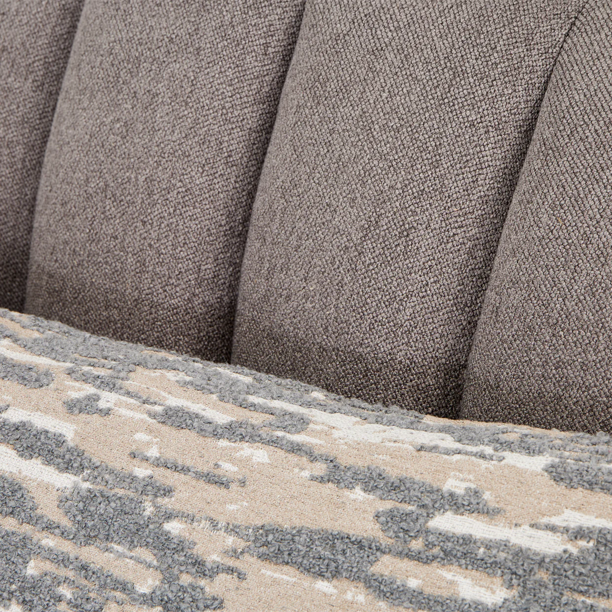 Michael Amini St. Charles Chaise - Image 11