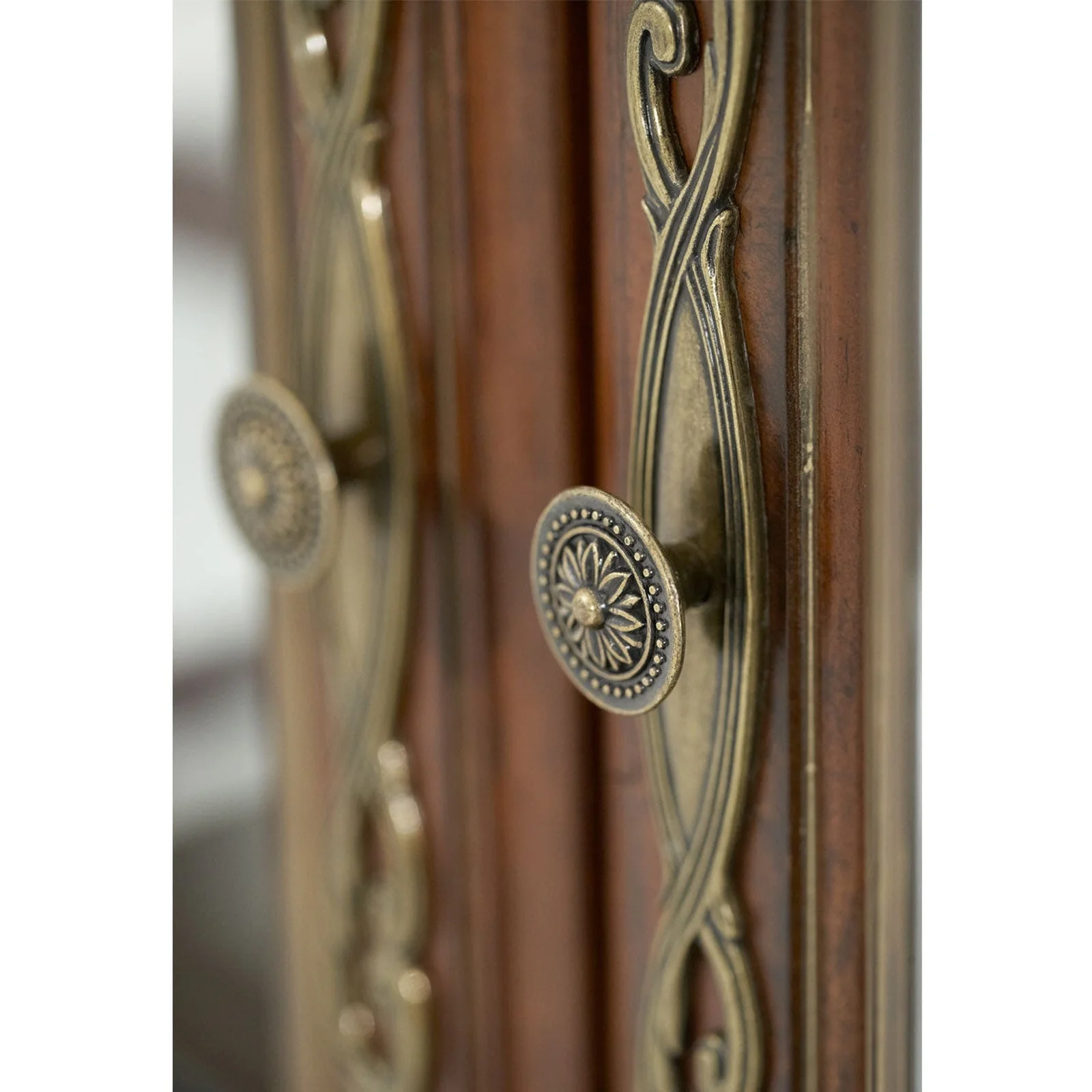 Michael Amini Villa Valencia China Buffet Display Cabinet - Image 12