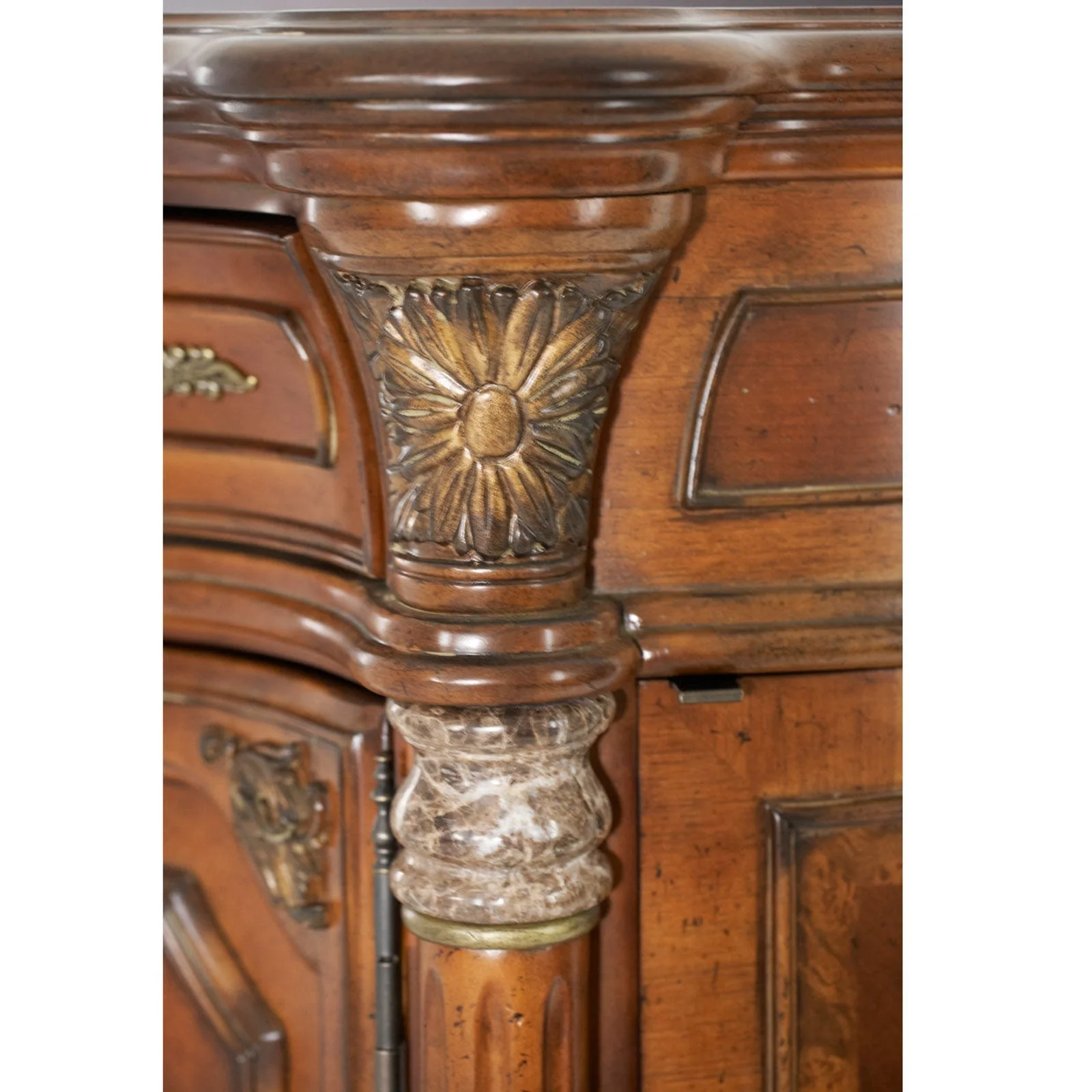 Michael Amini Villa Valencia Gentleman's Storage Chest - Image 7