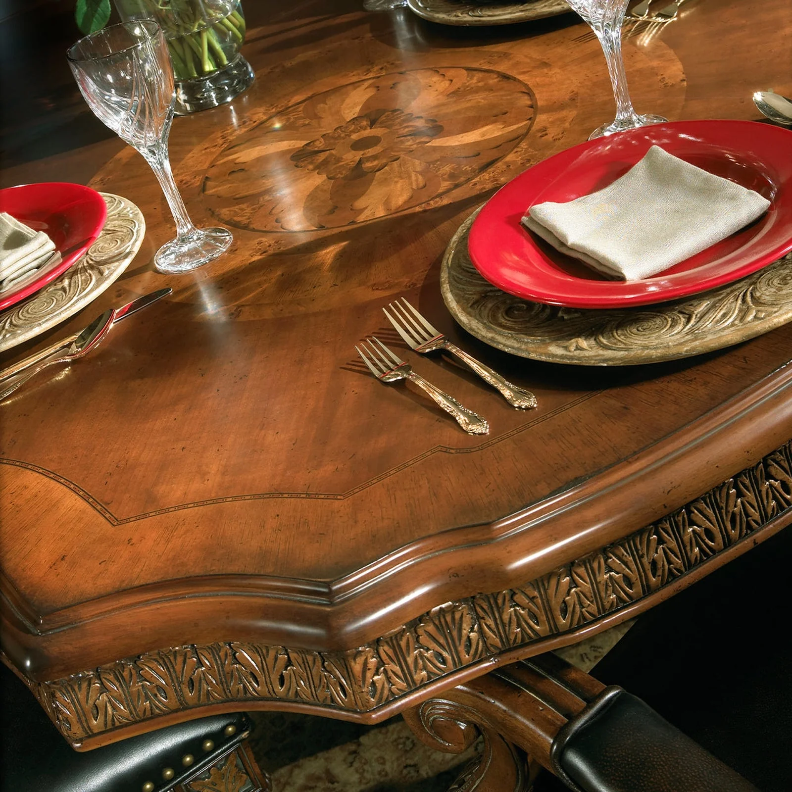 Michael Amini Villa Valencia Extendable Dining Table - Image 4