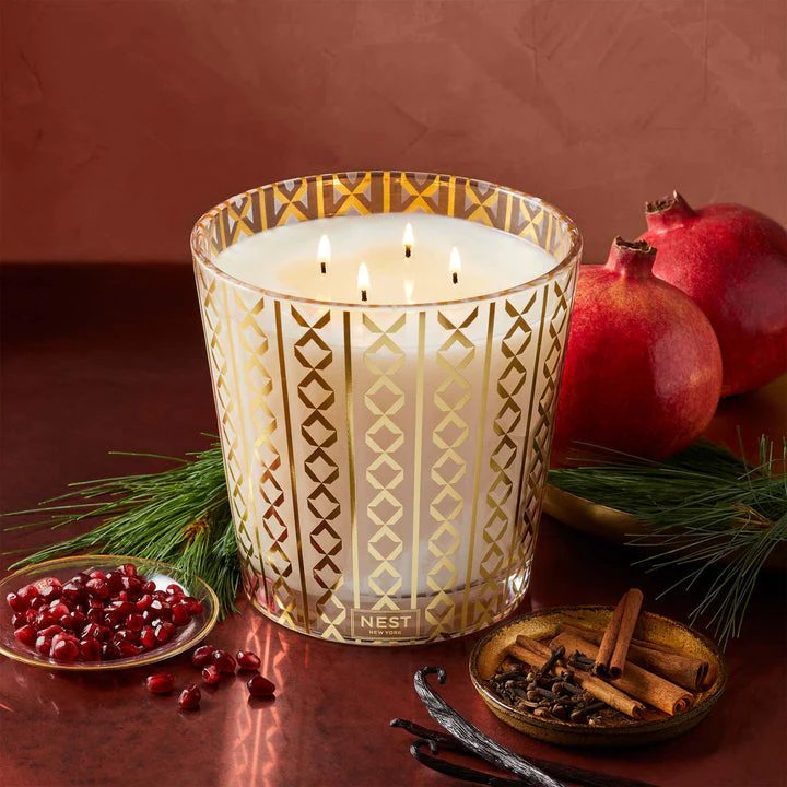 Nest Holiday Luxury Candle - Image 2