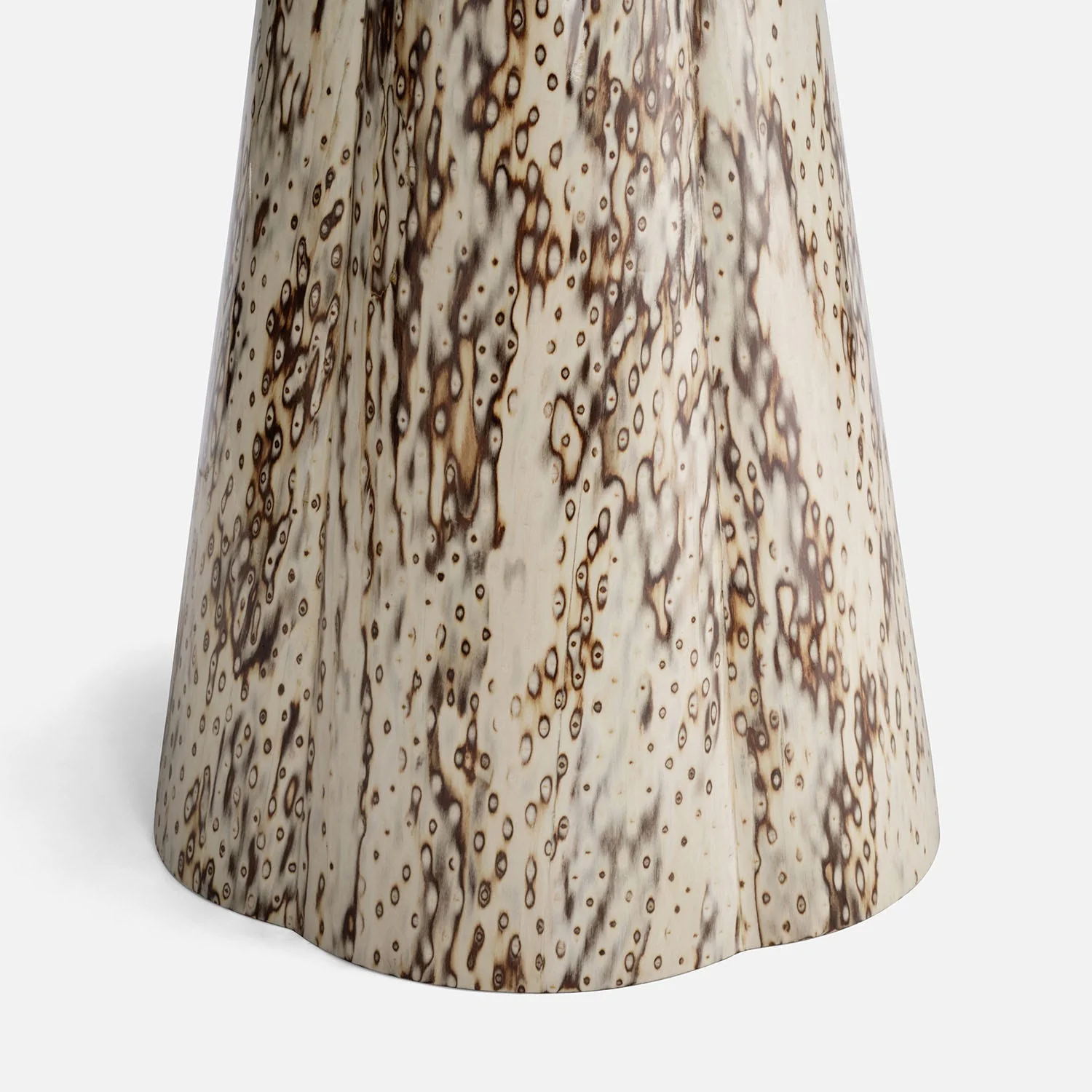 Novak Entry Table - Image 15