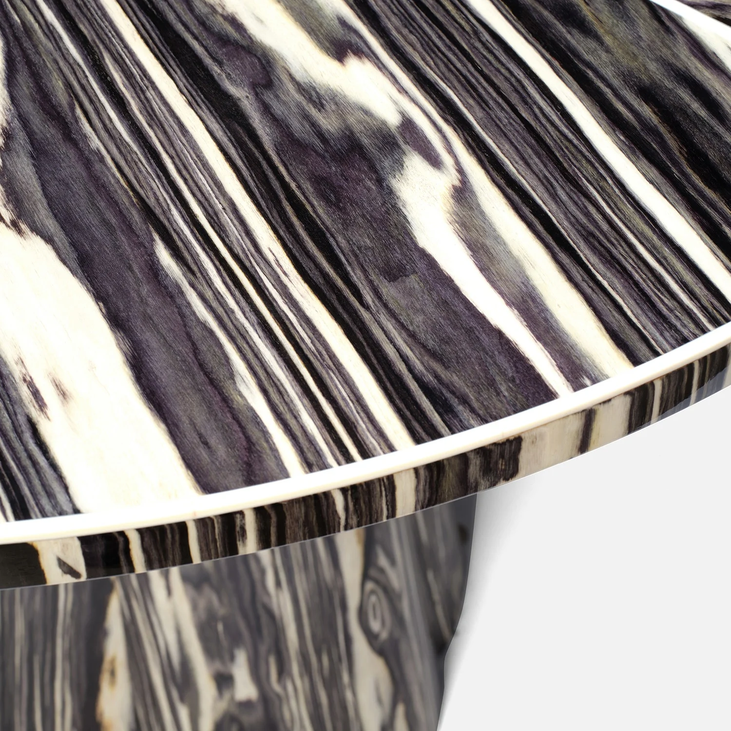 Novak Entry Table - Image 35