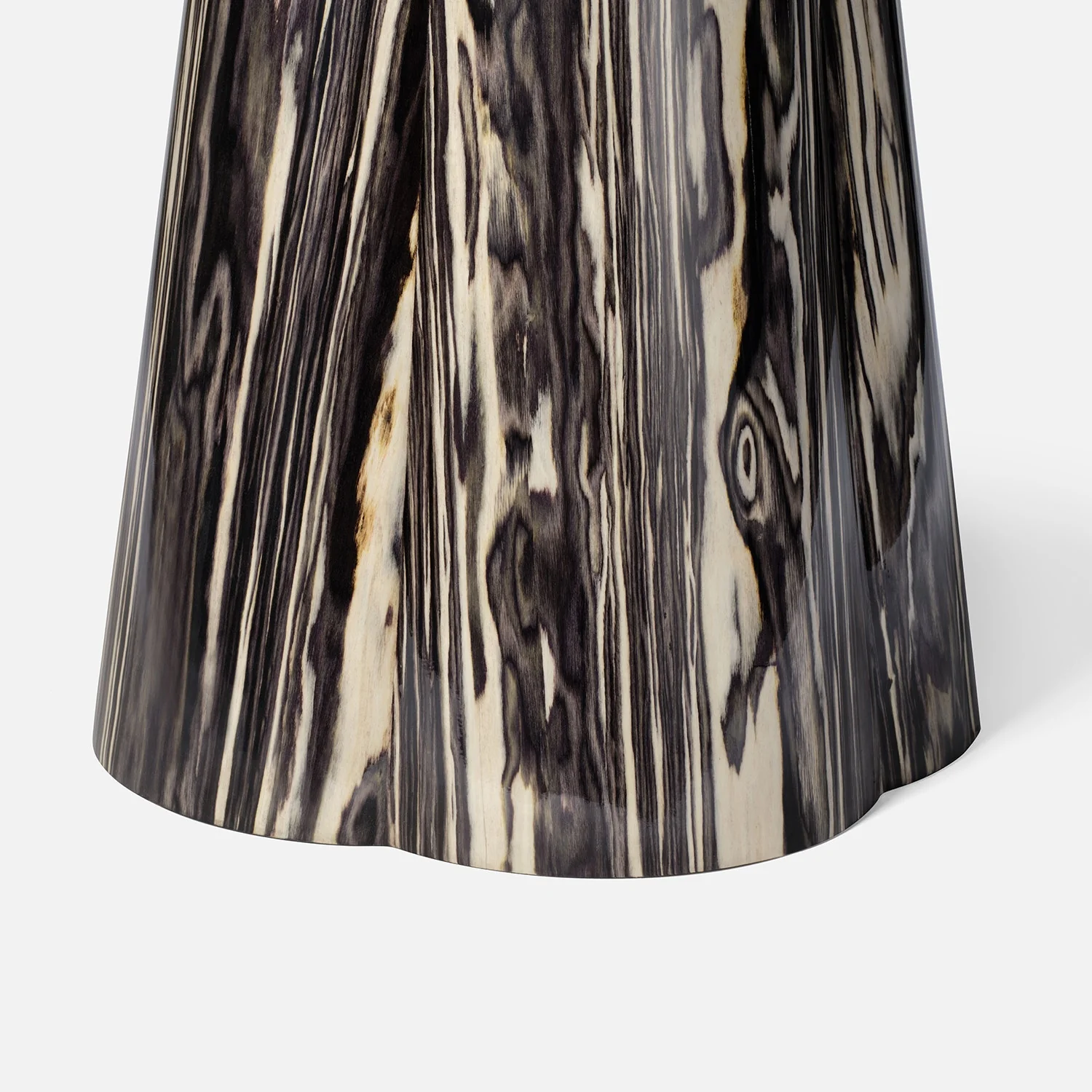 Novak Entry Table - Image 40