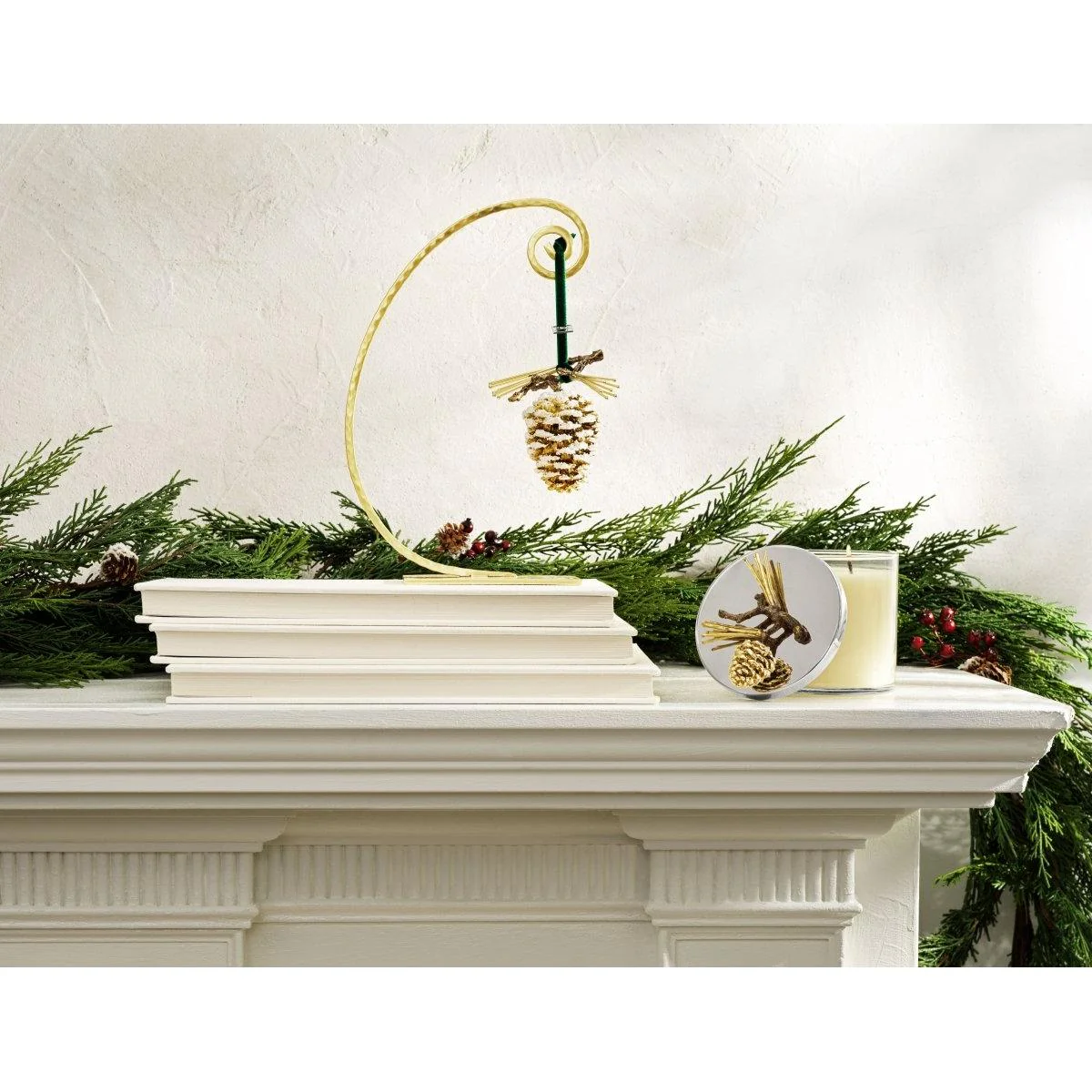 Michael Aram Ornament Stand Gold - Image 2