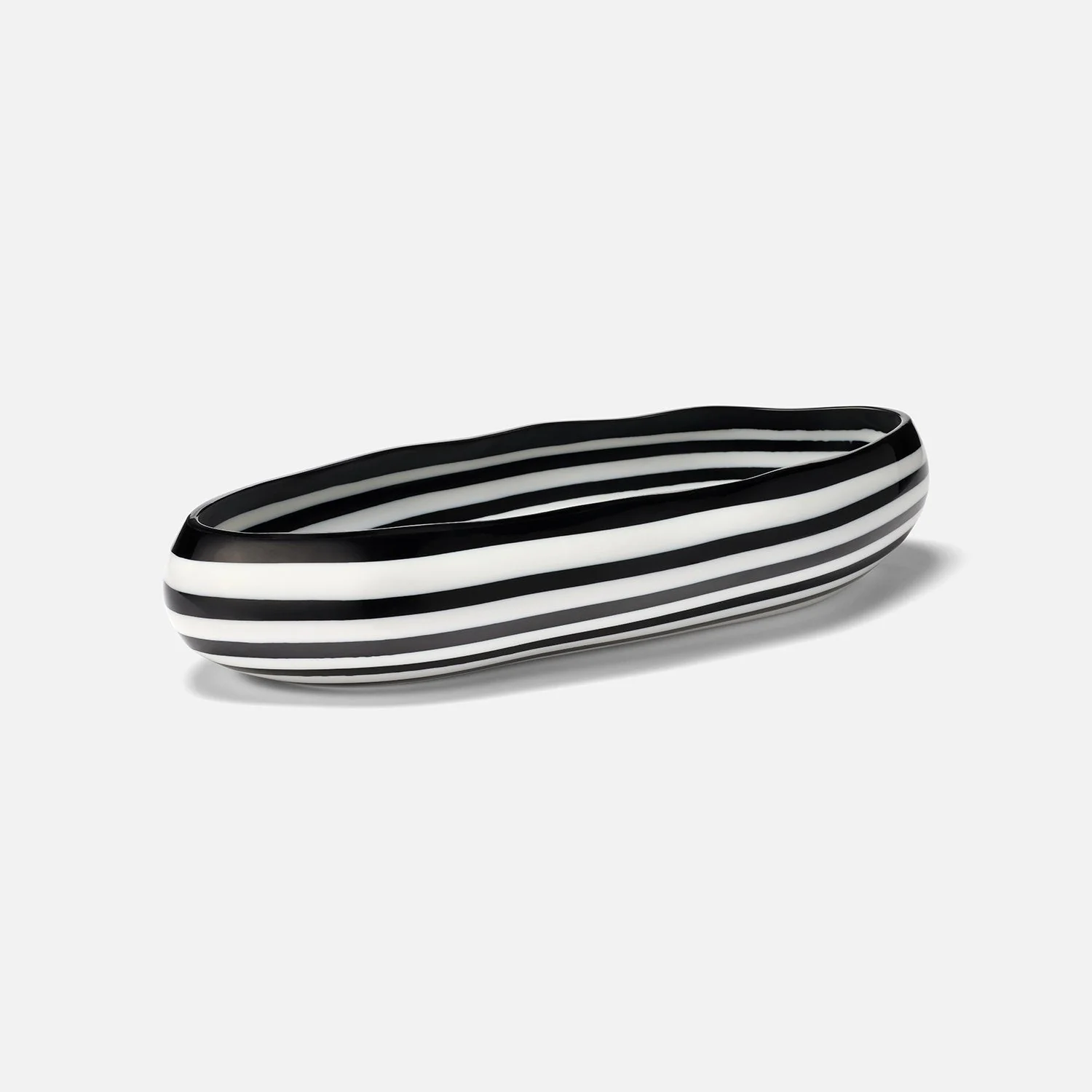 Rucchin Oval Outdoor Bowl - Image 4