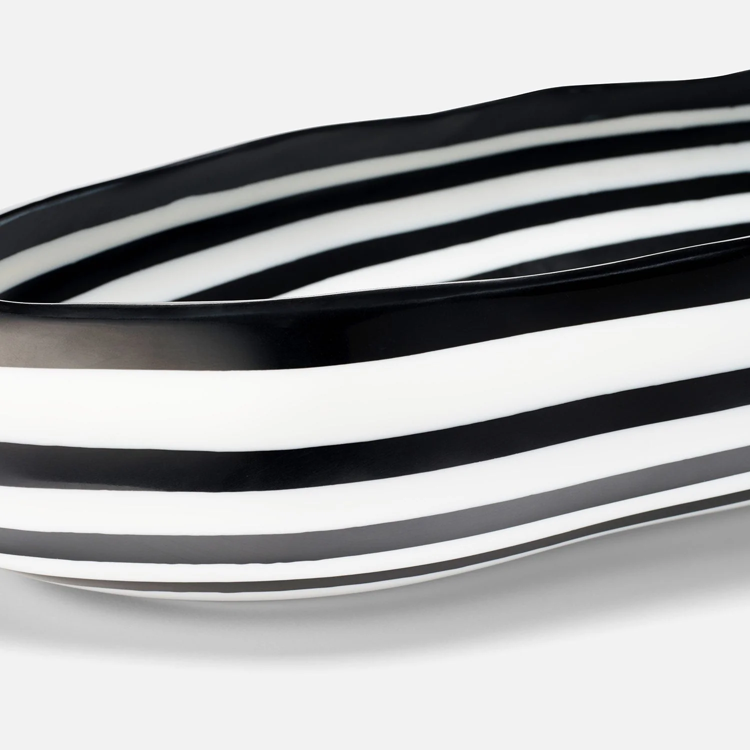 Rucchin Oval Outdoor Bowl - Image 5