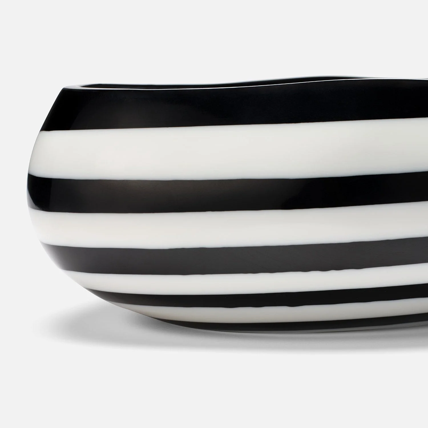 Rucchin Oval Outdoor Bowl - Image 7