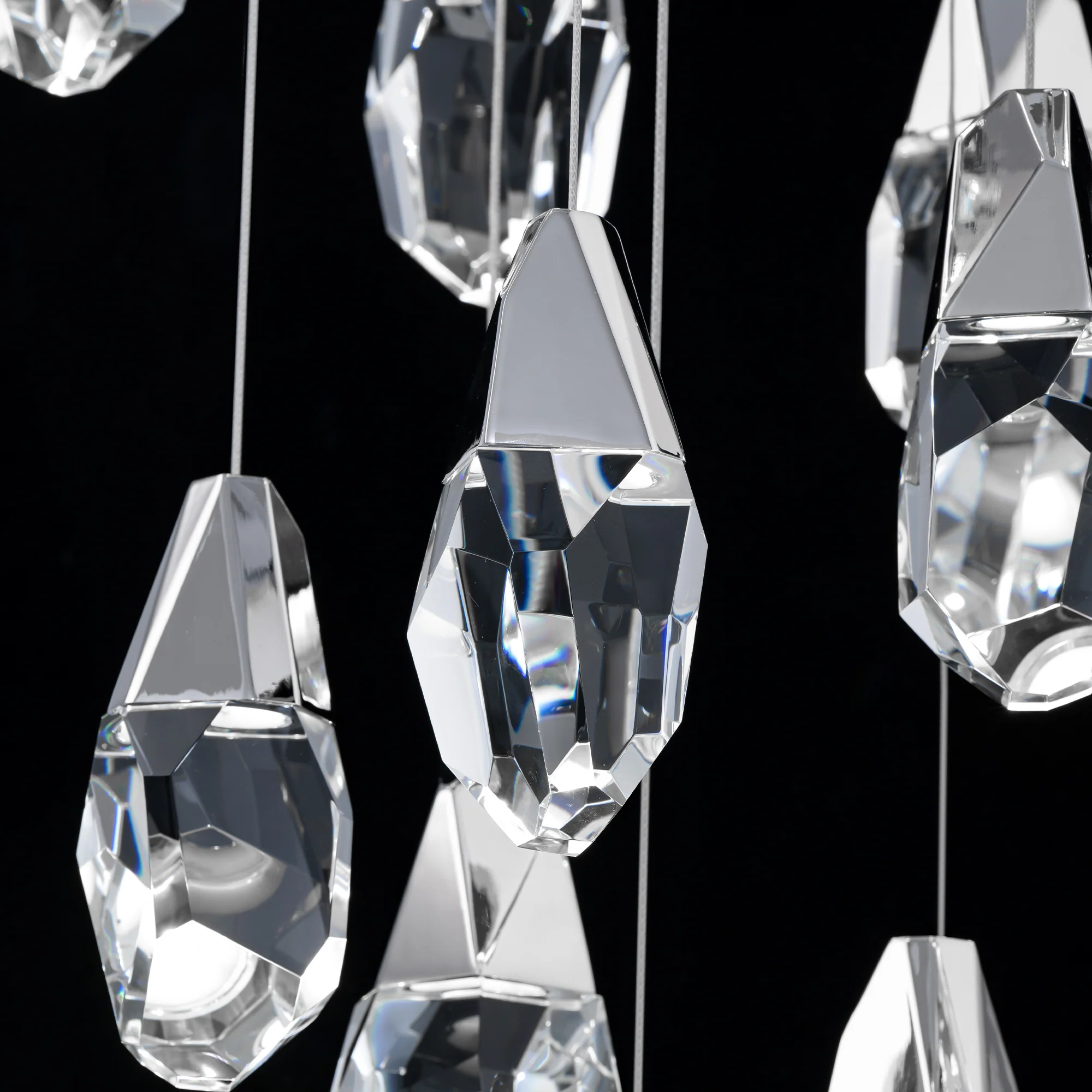 Schonbek Martini BPD20215 Multi-Light Pendant - Image 3
