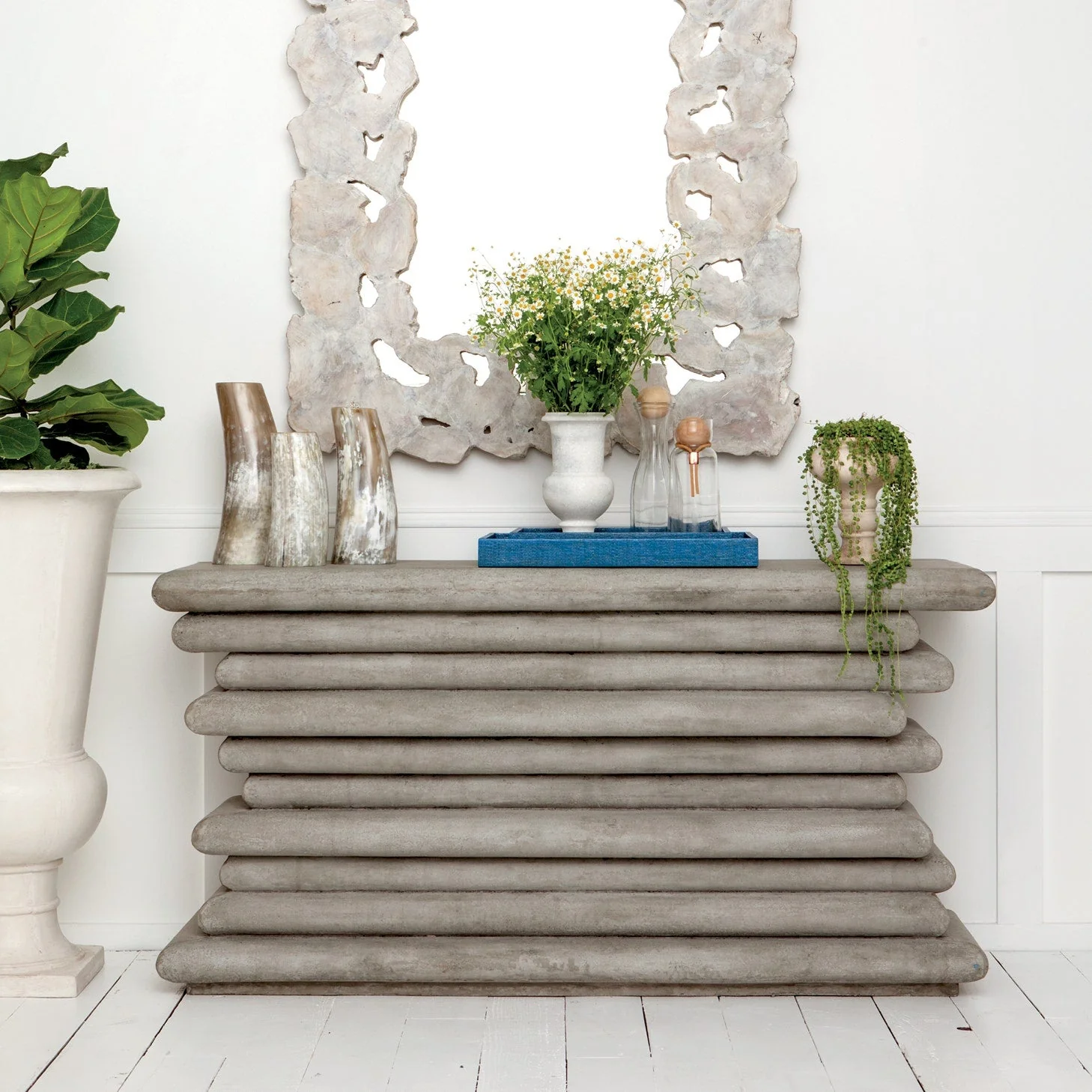 Servia Marble Vase - Image 2
