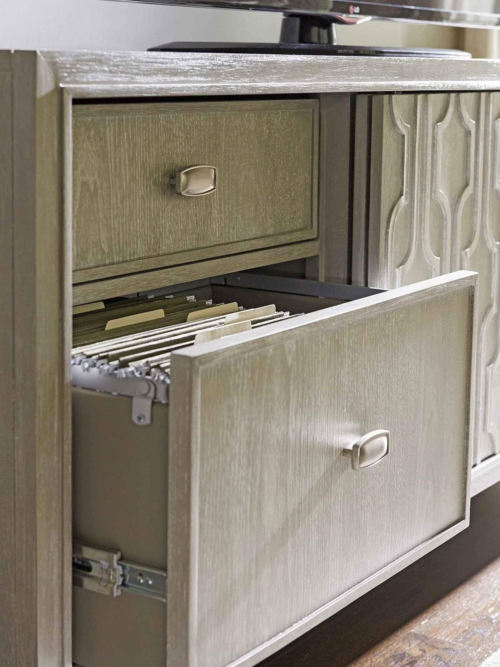 Sligh Greystone Reese Media Console - Image 4