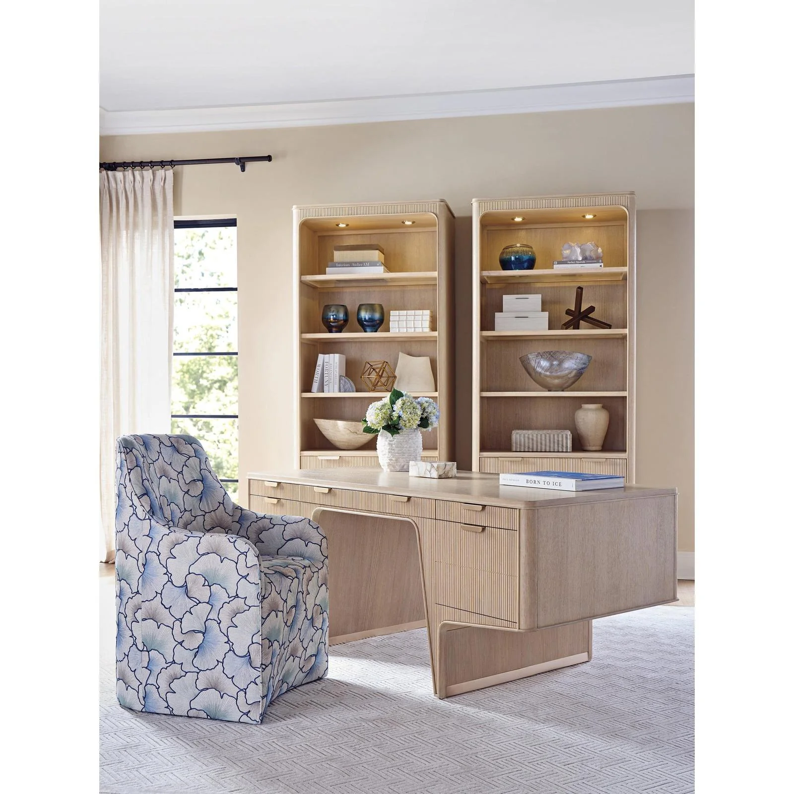 Sligh Montreux Montreux Desk - Image 2