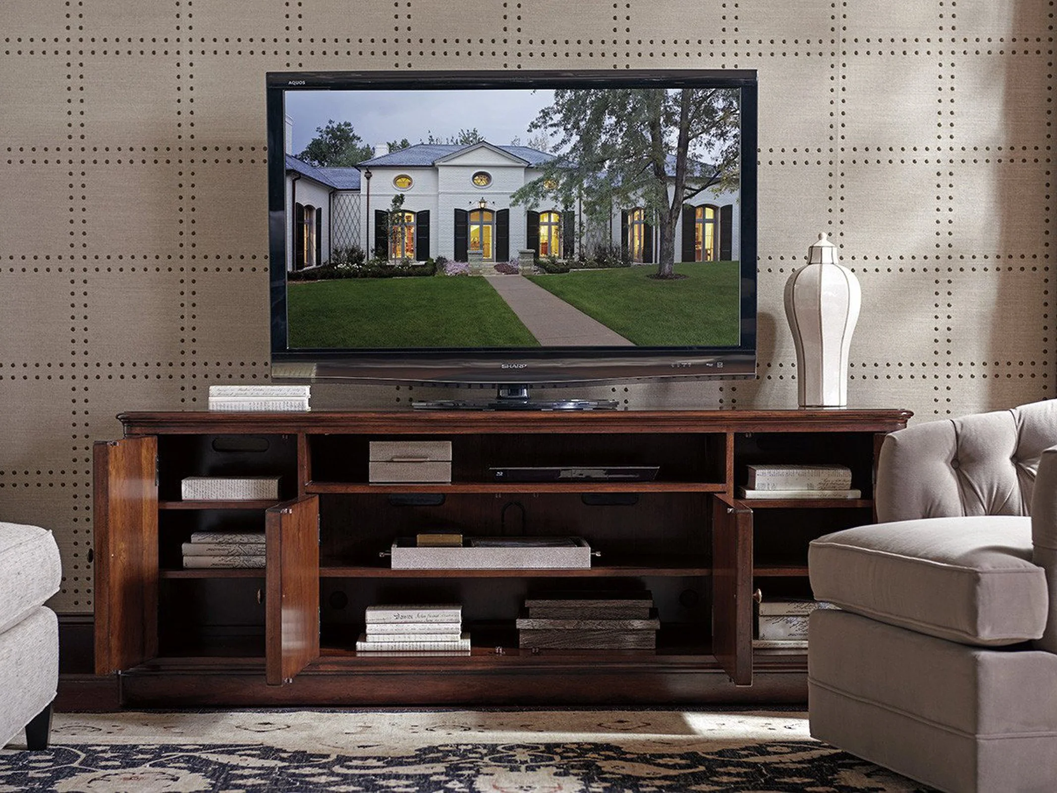 Sligh Richmond Hill Waycroft Media Console - Image 3