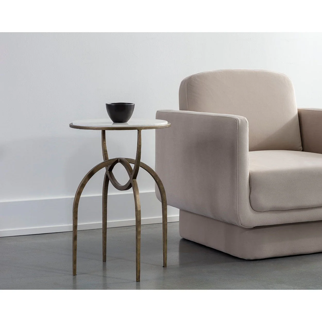 Sunpan Alicent End Table - Image 8