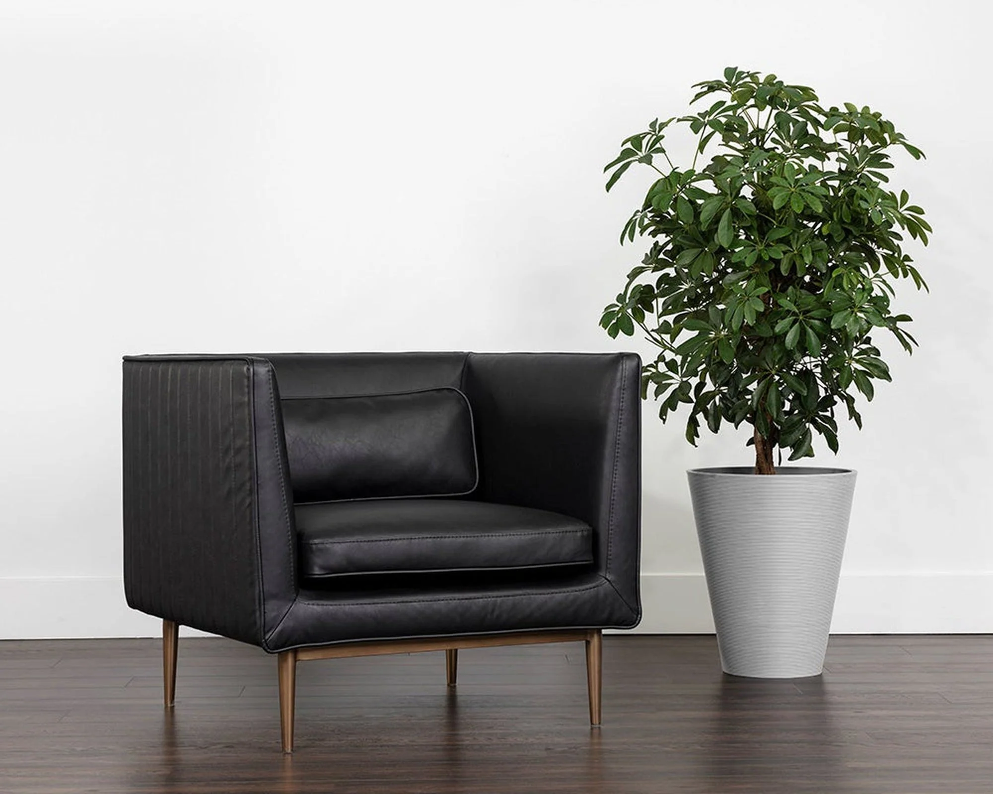 Sunpan Batavia Armchair - Vintage Black - Image 8