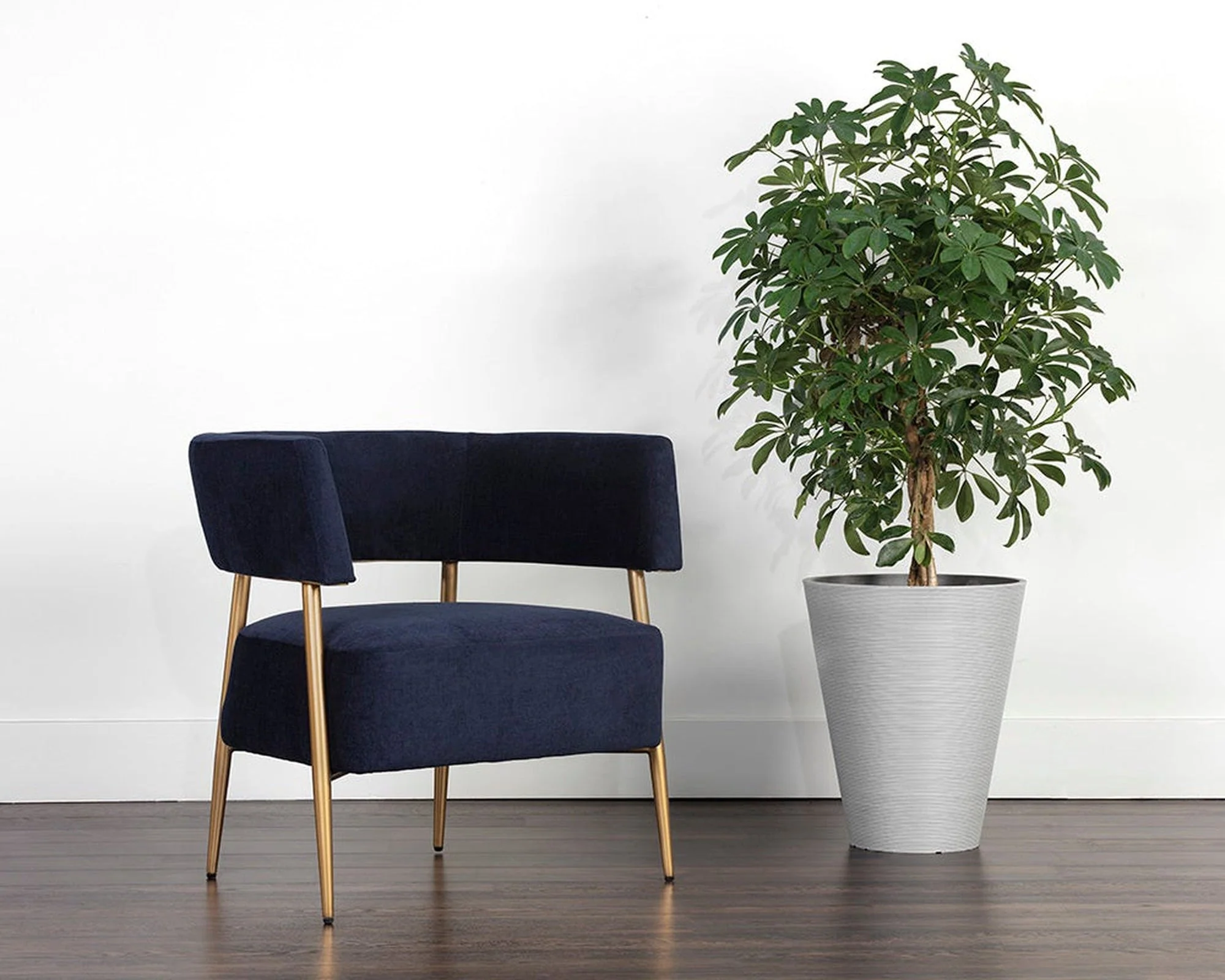 Sunpan Maestro Lounge Chair - Image 8