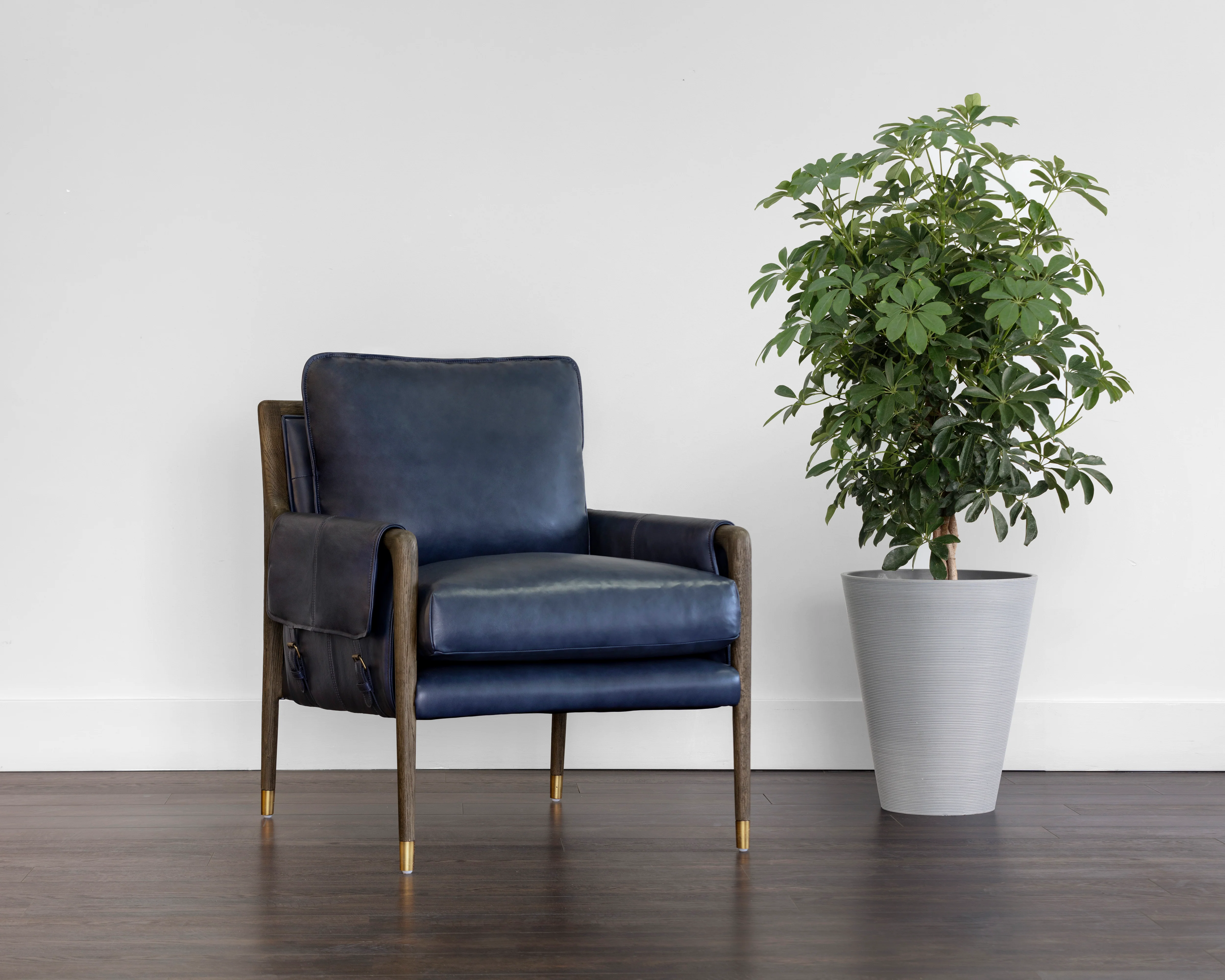 Sunpan Mauti Armchair - Image 24