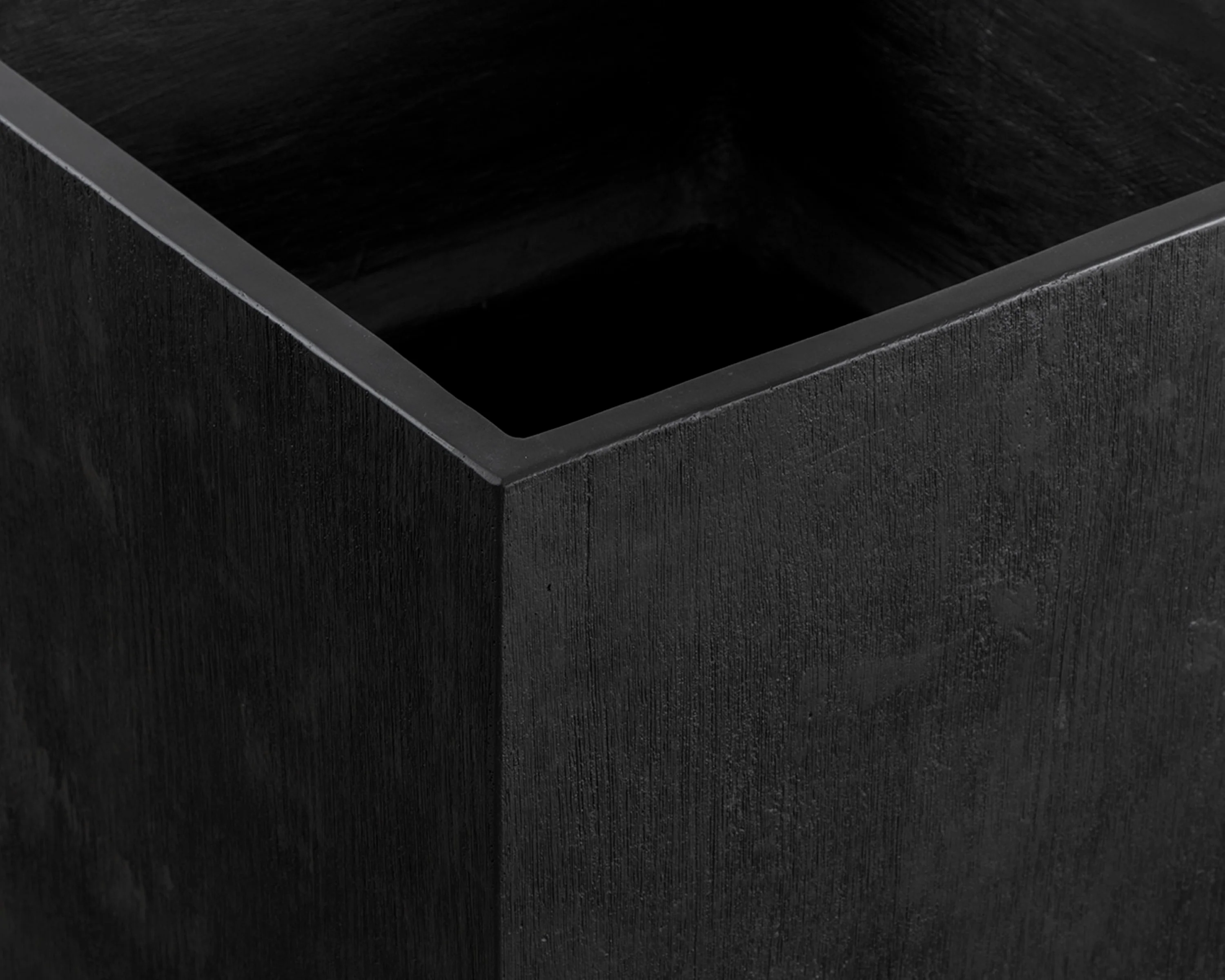 Sunpan Tansy Planter - Image 10