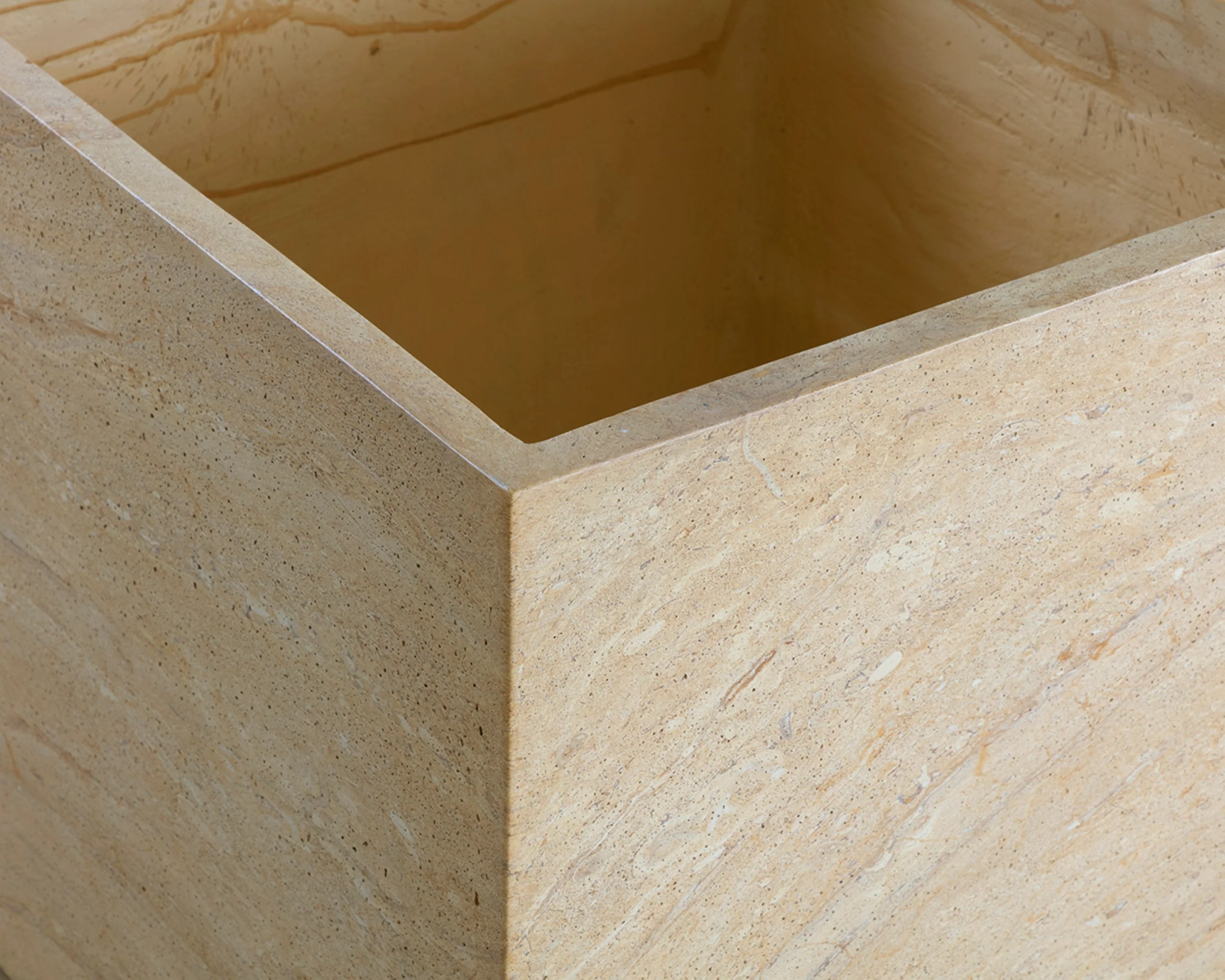 Sunpan Tansy Planter - Image 14