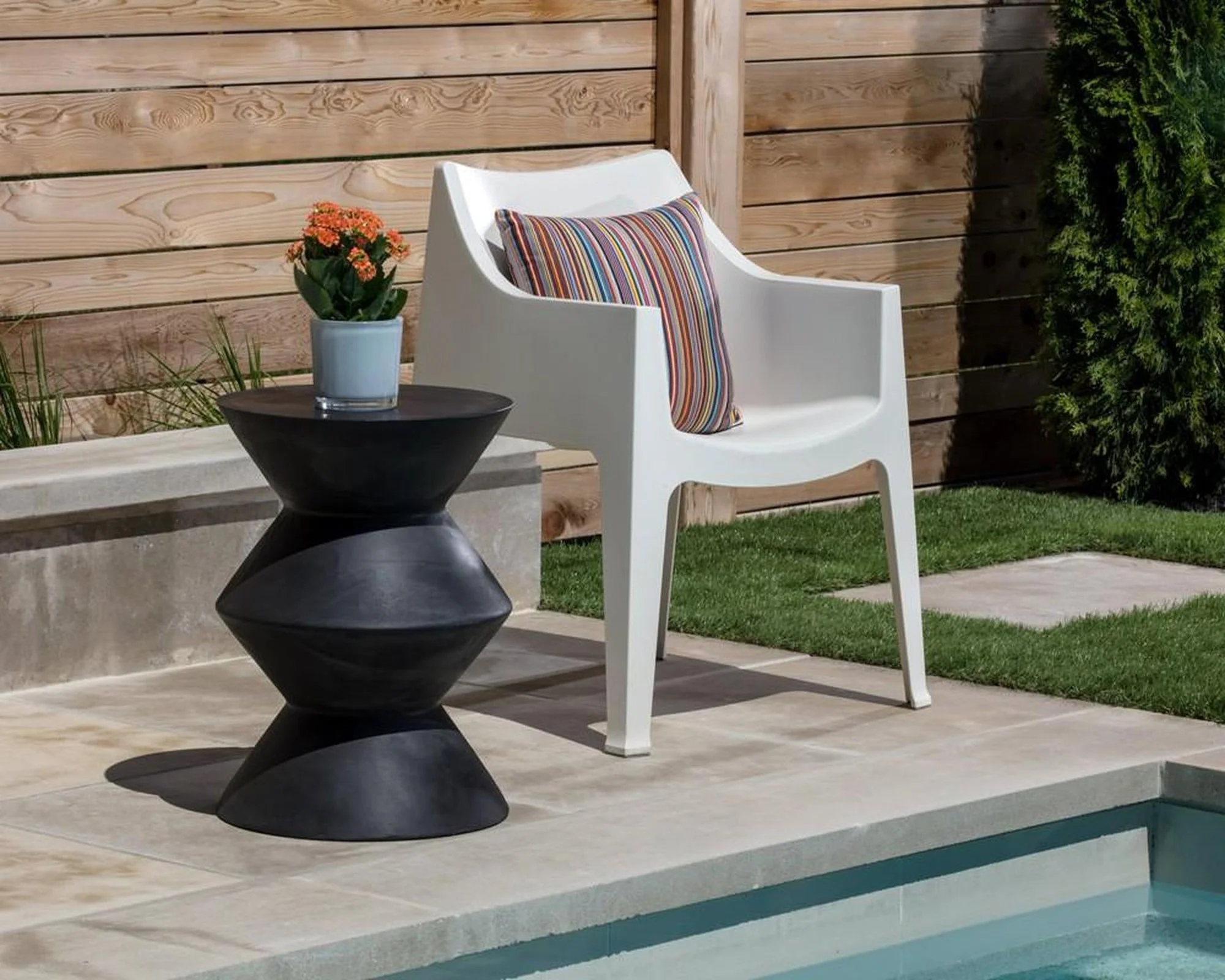 Sunpan Union End Table - Image 3