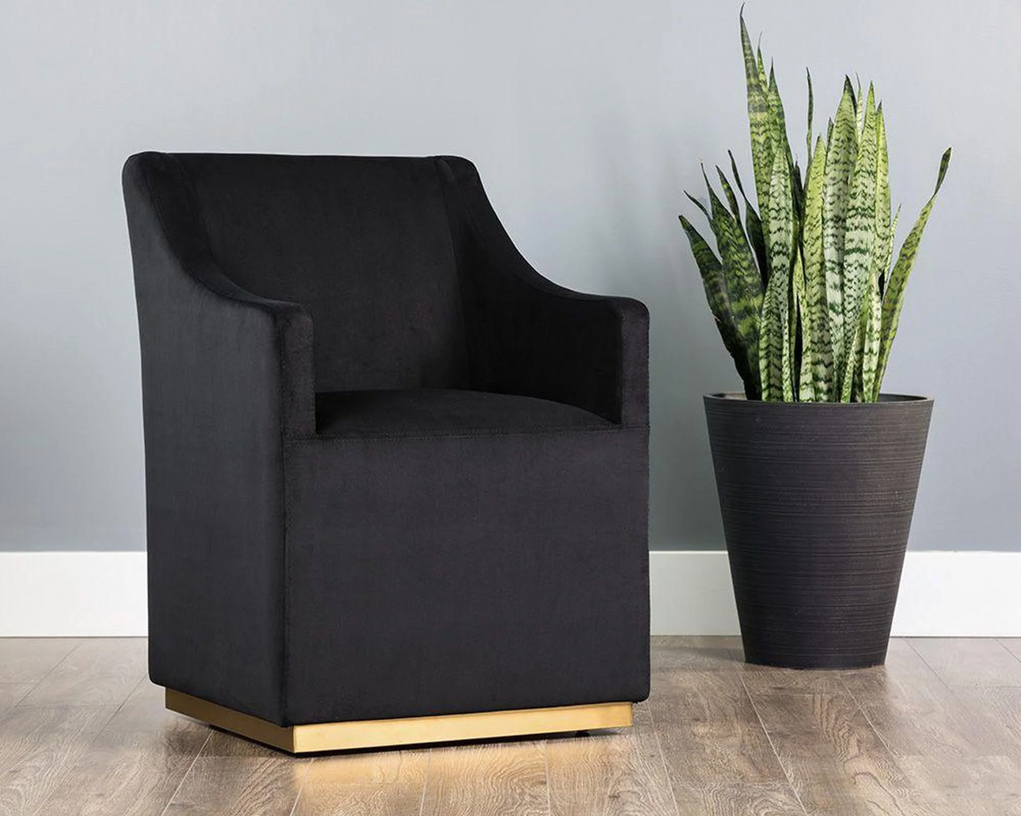 Sunpan Zane Wheeled Lounge Chair - Image 19