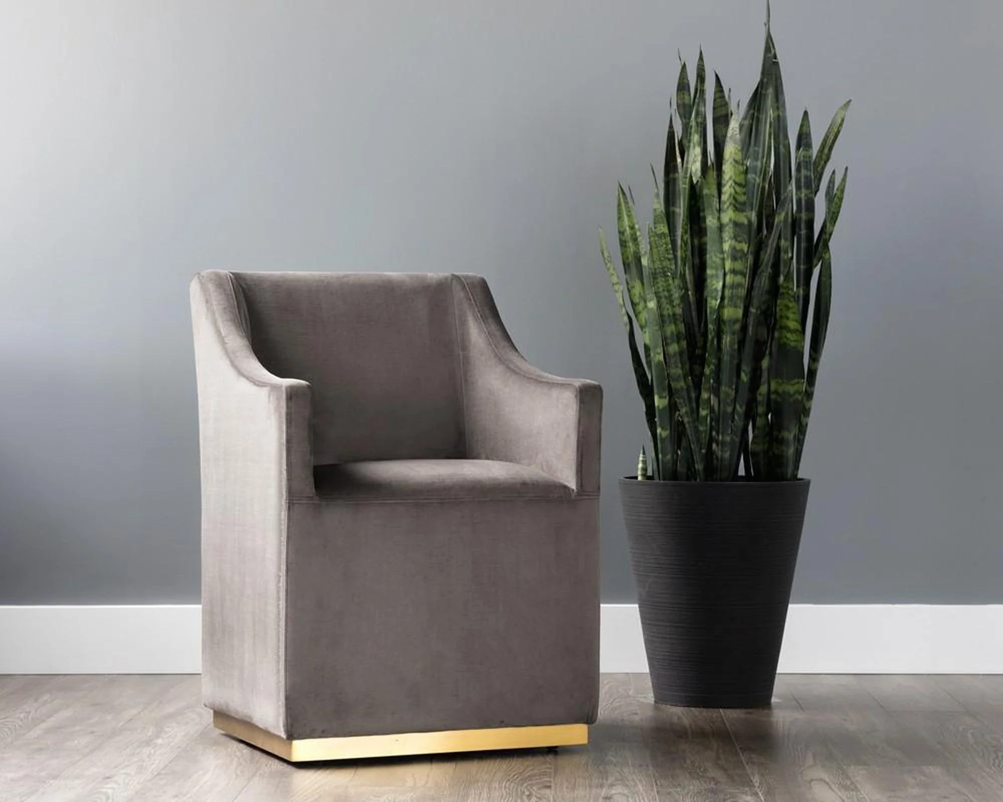 Sunpan Zane Wheeled Lounge Chair - Image 4