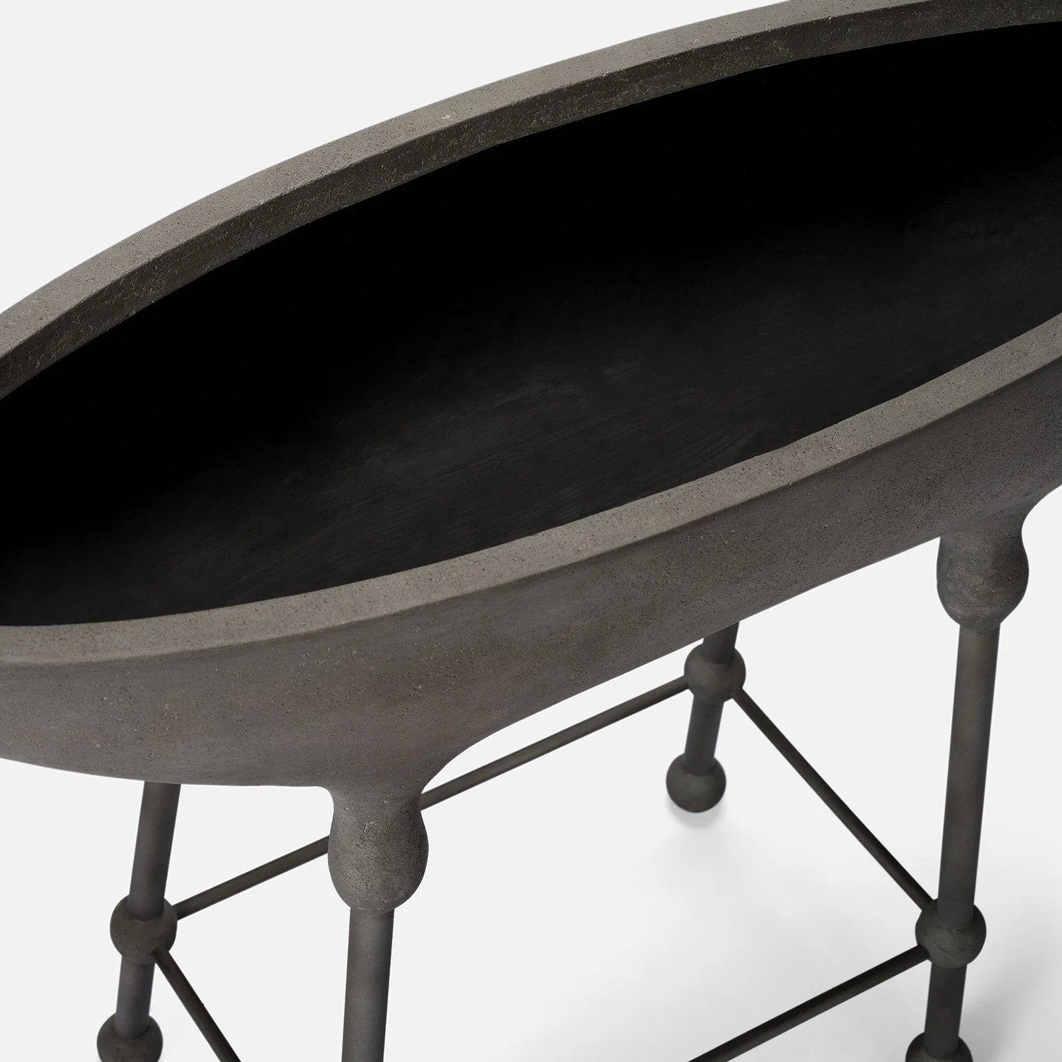 Tamsy Oval Planter - Image 4