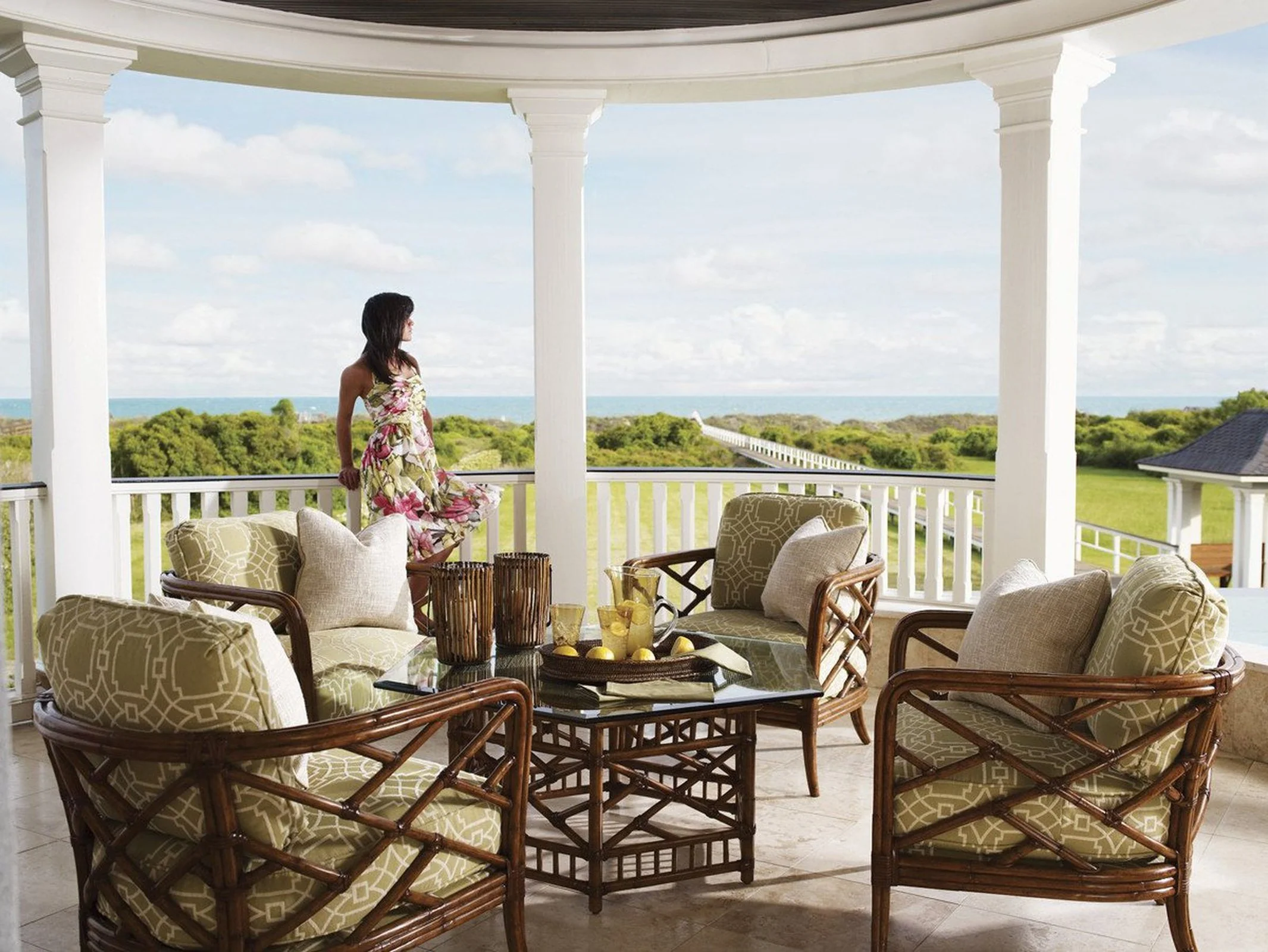 Tommy Bahama Home Island Estate Key Largo Cocktail Table With Glass Top - Image 3