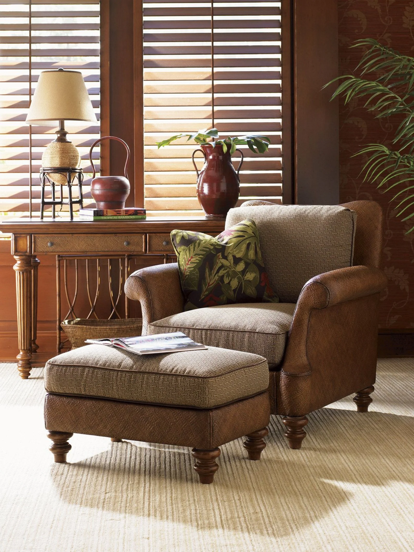 Tommy Bahama Home Island Estate Nassau Sideboard - Image 3