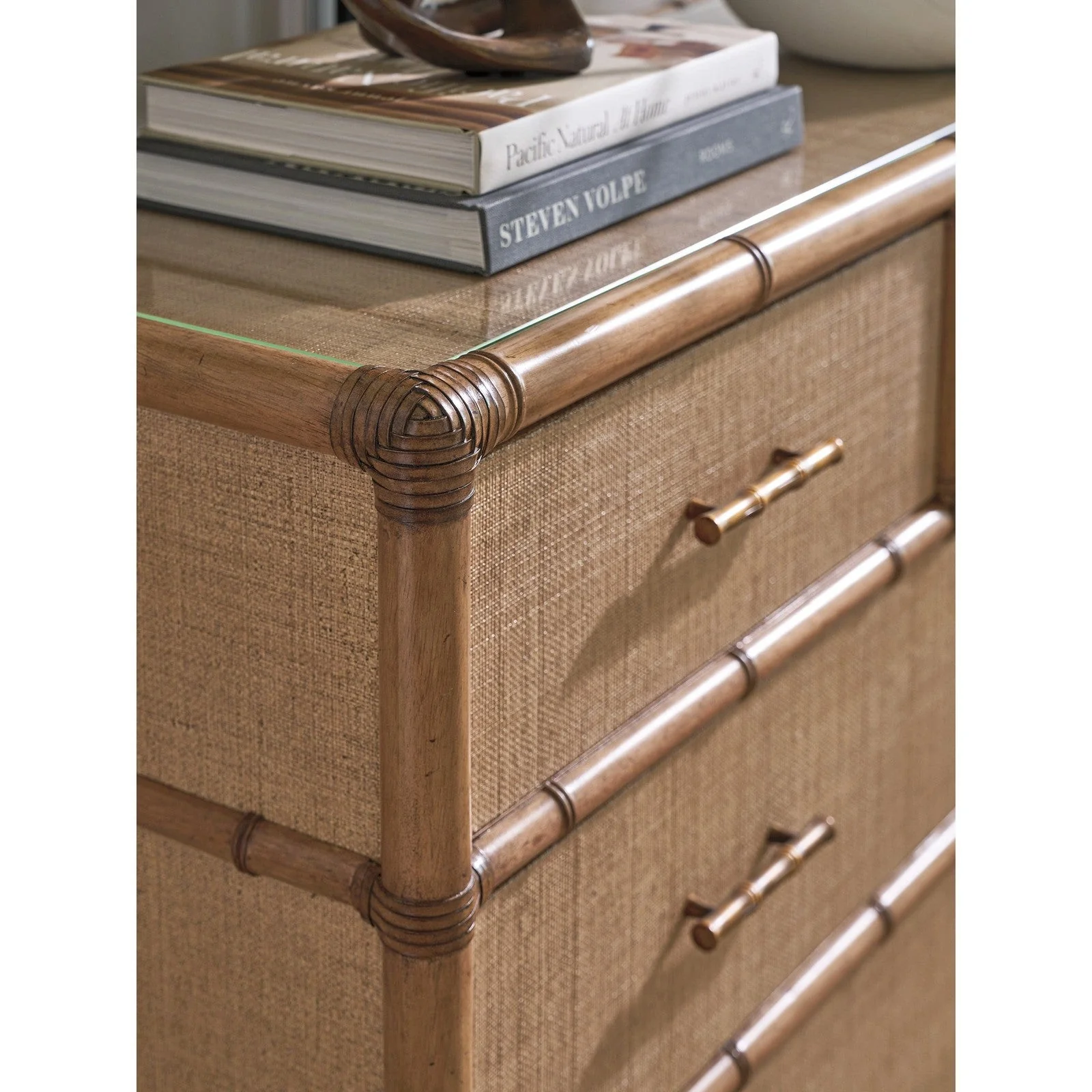 Tommy Bahama Home Key Biscayne Dolphin Cay Hall Chest - Image 4