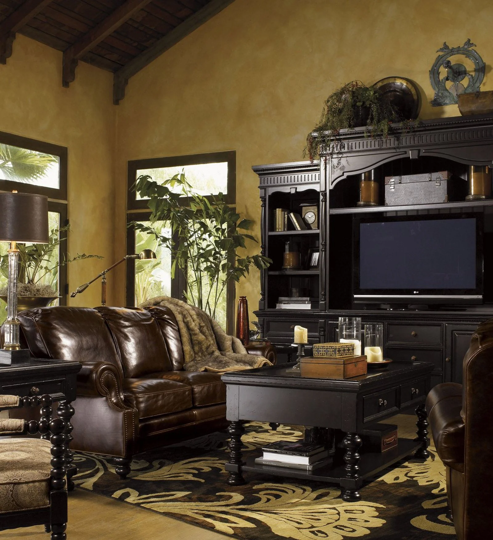 Tommy Bahama Home Kingstown Explorer Cocktail Table - Image 4
