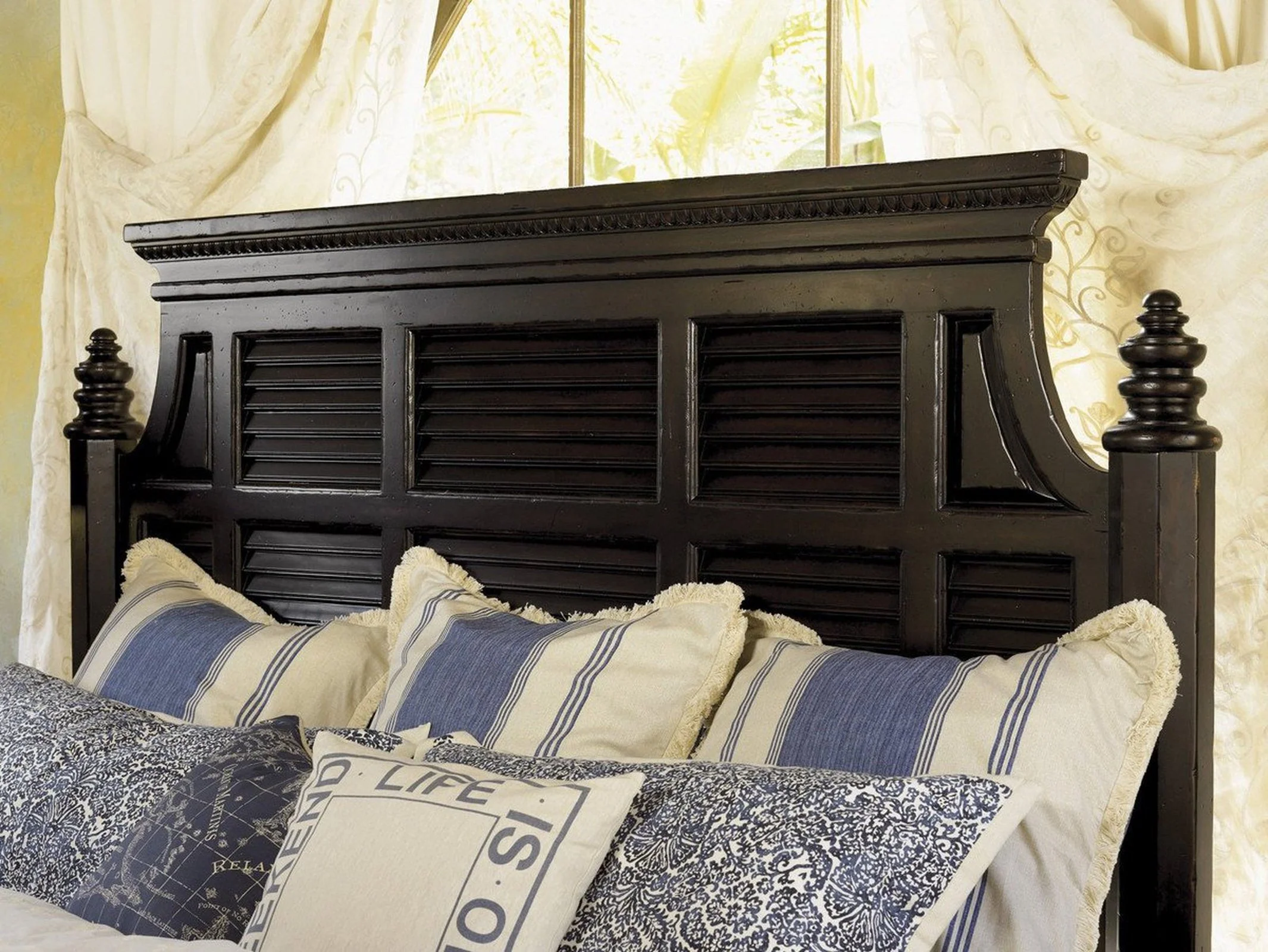 Tommy Bahama Home Kingstown Malabar Panel Bed - Image 3