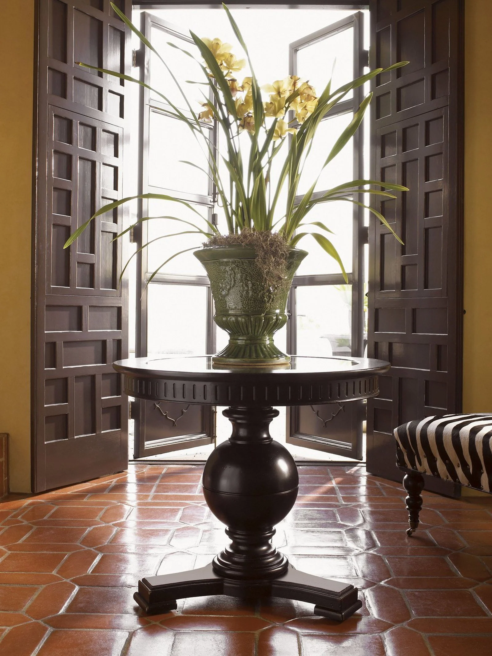 Tommy Bahama Home Kingstown Marigot Center Table - Image 2